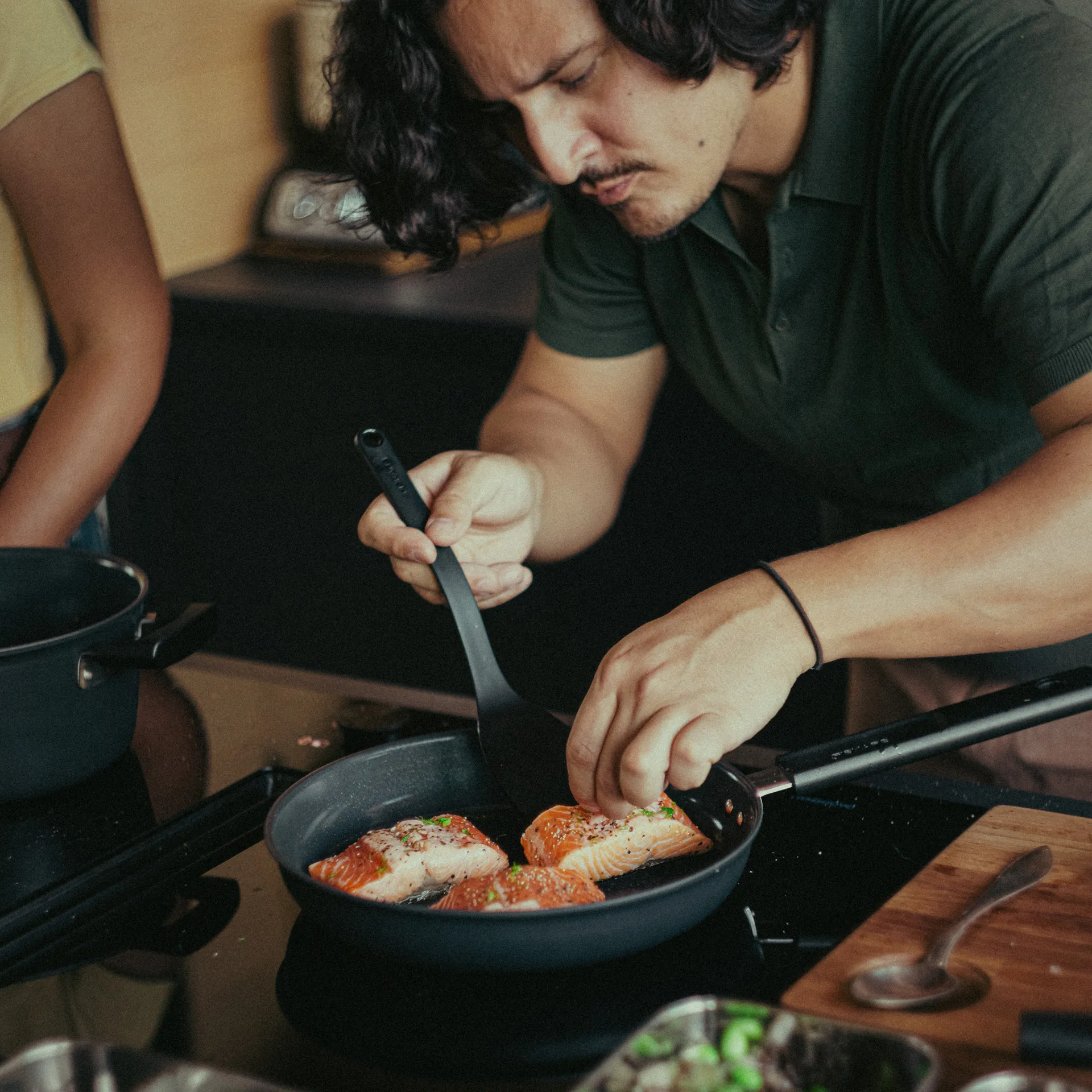 Poêle Hard Face Ceratec Superior, 26 cm Fiskars