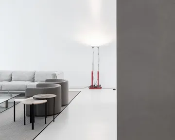 Lampadaire Toio Led - rouge (GB) - Flos