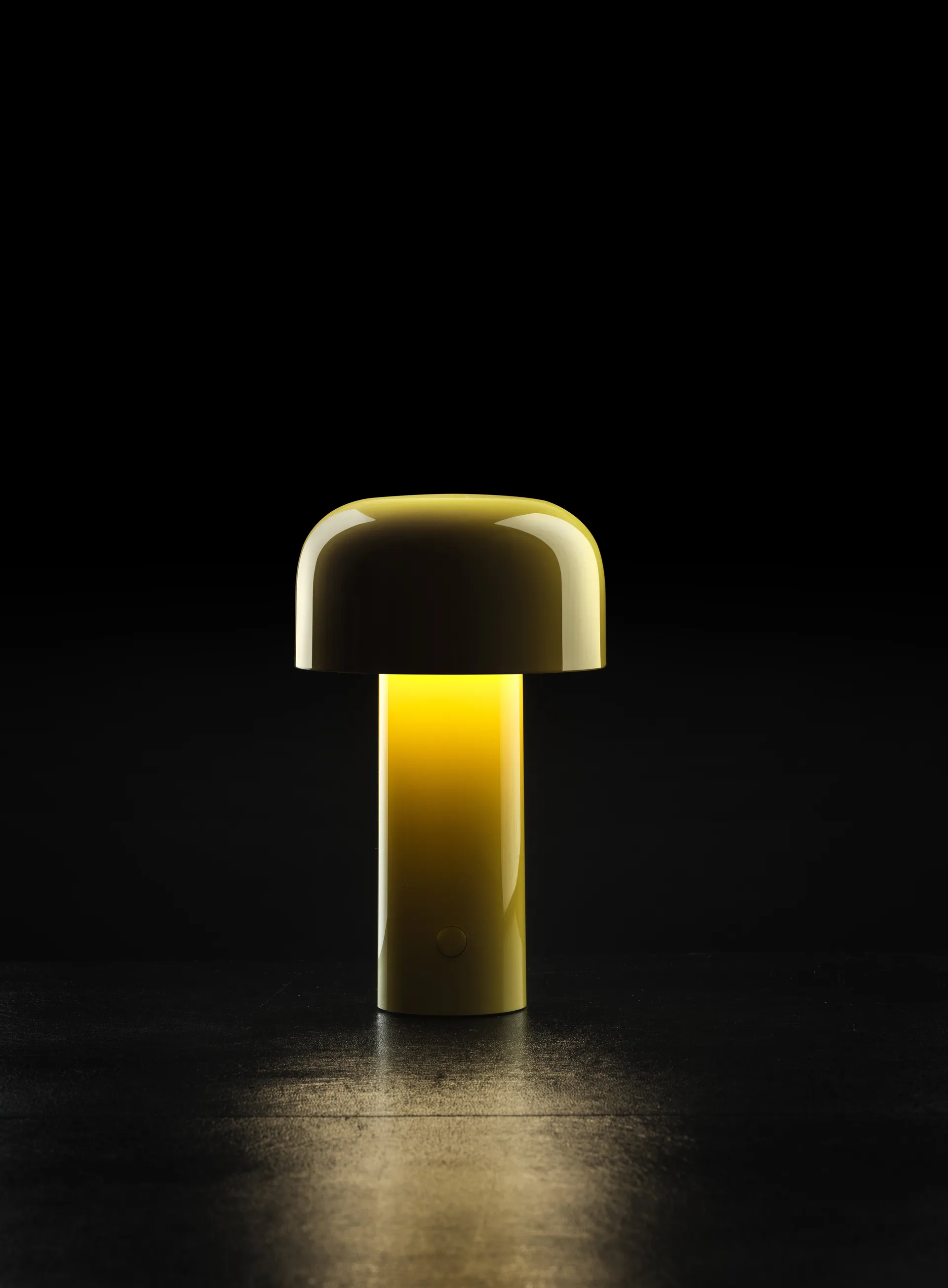 Lampe de table Bellhop portable, Yellow yellow, IP54 (intérieur/extérieur) Flos