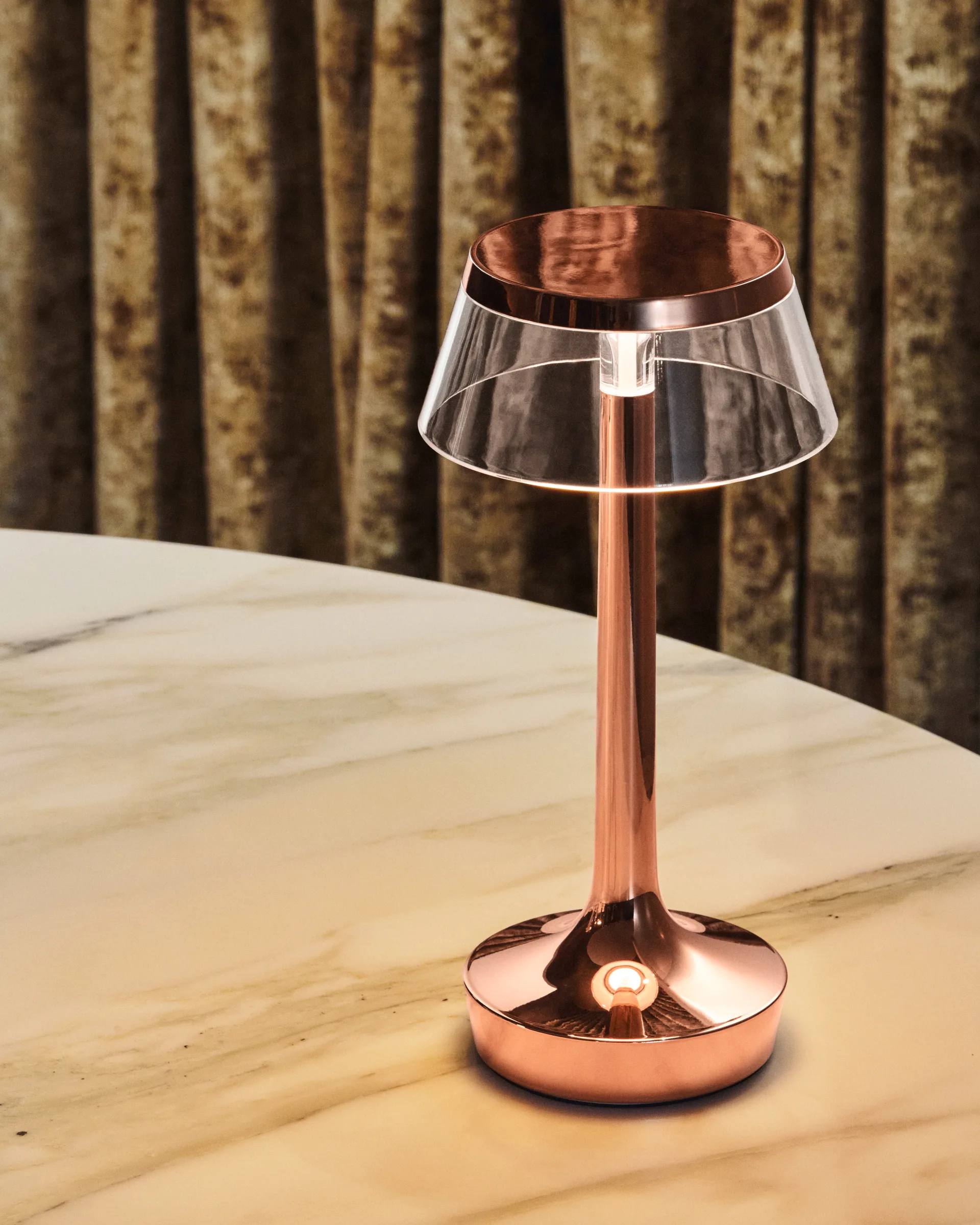 Lampe de table Bon Jour Unplugged, Copper Flos