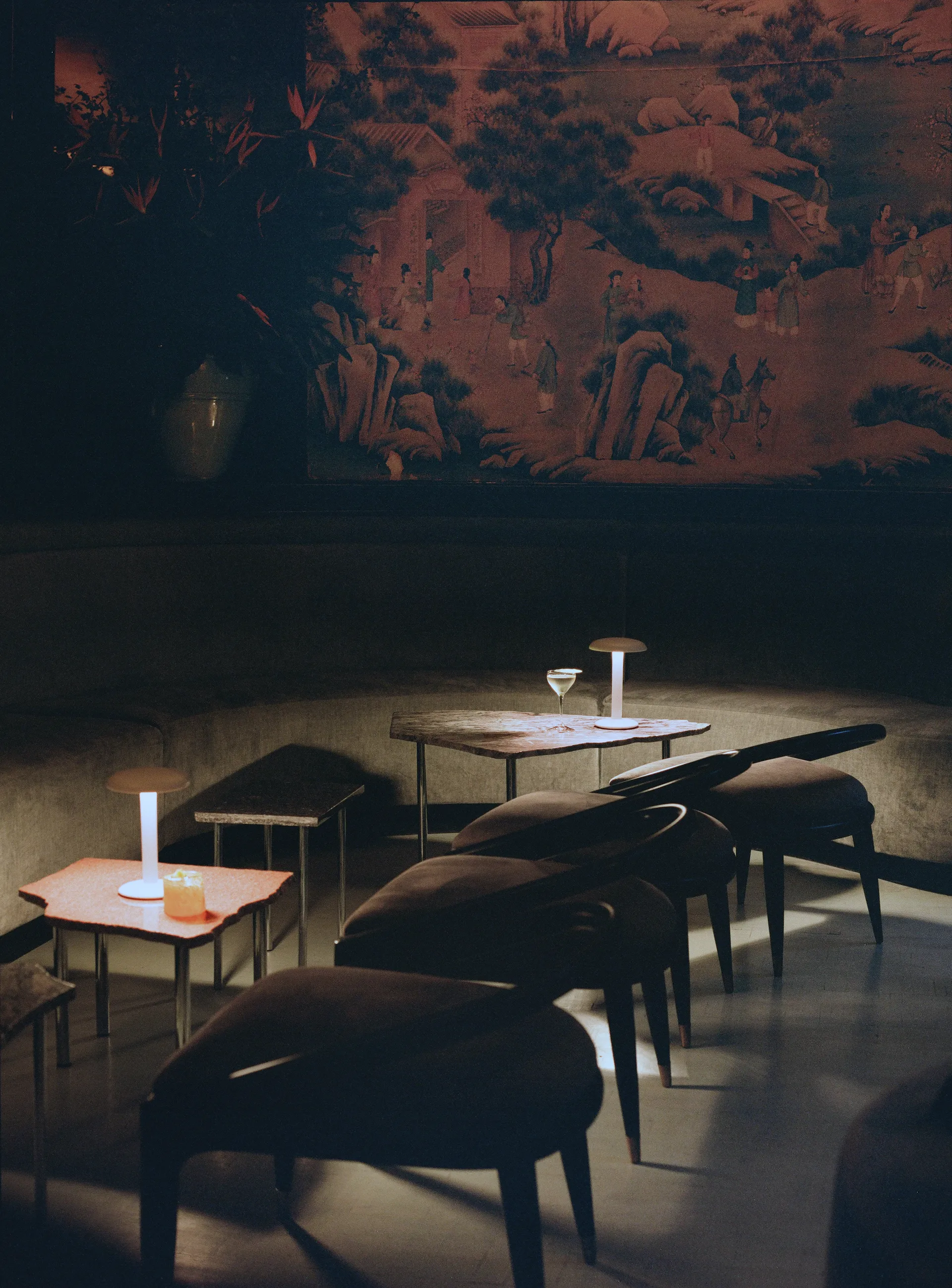 Lampe de table Gustave Residential portable, Matte white Flos