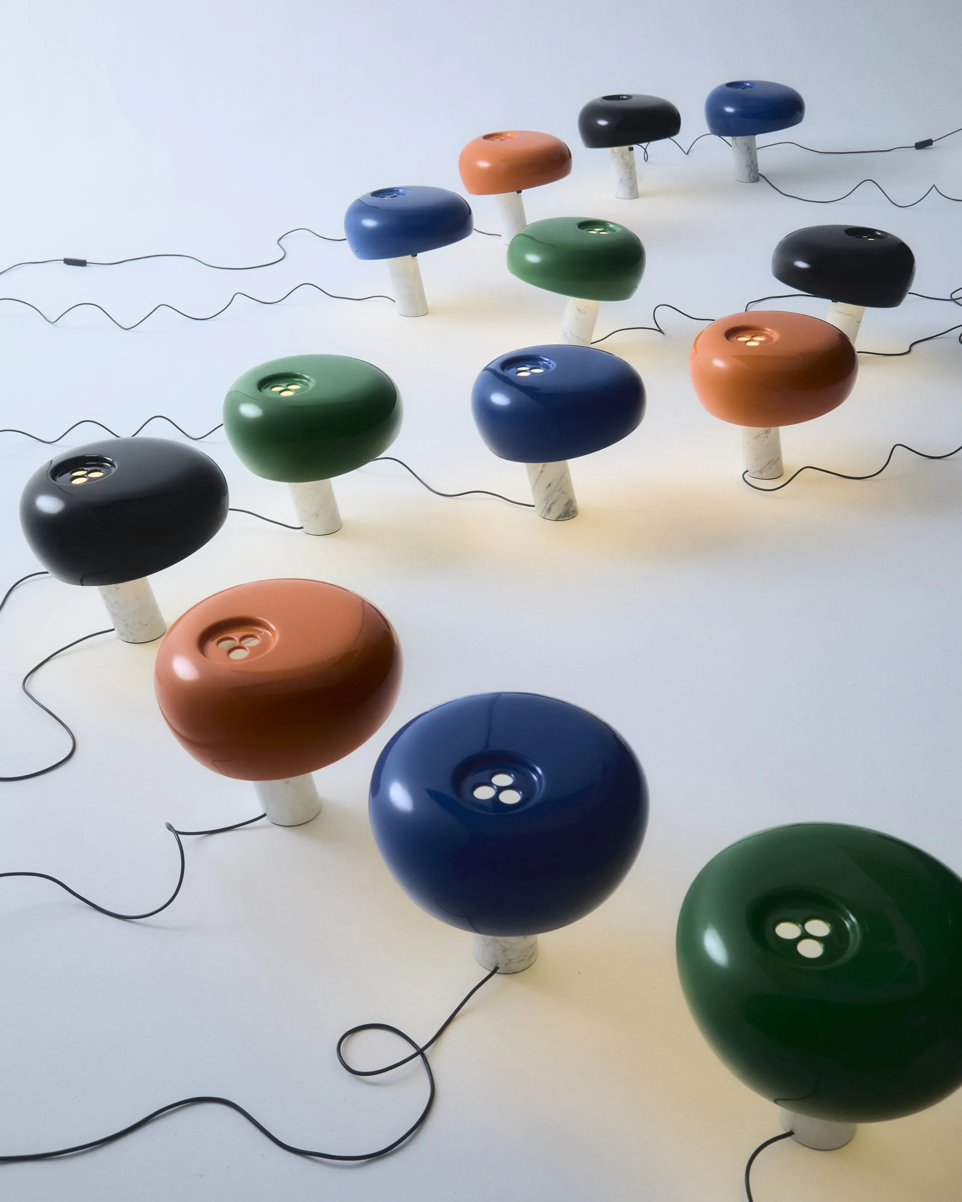 Lampe de table Snoopy, Orange Flos