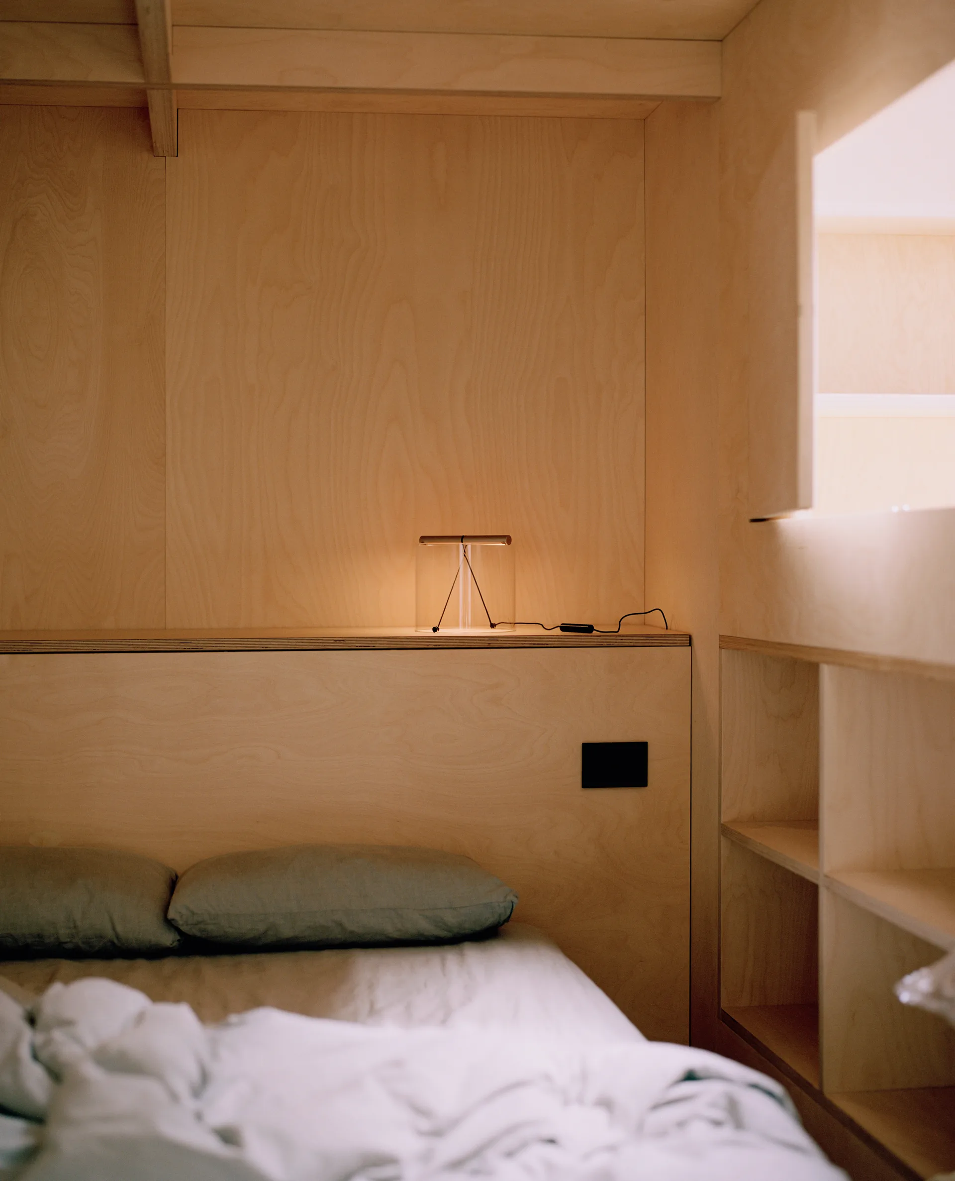 Lampe de table To-Tie T1, Aluminium anodisé Flos