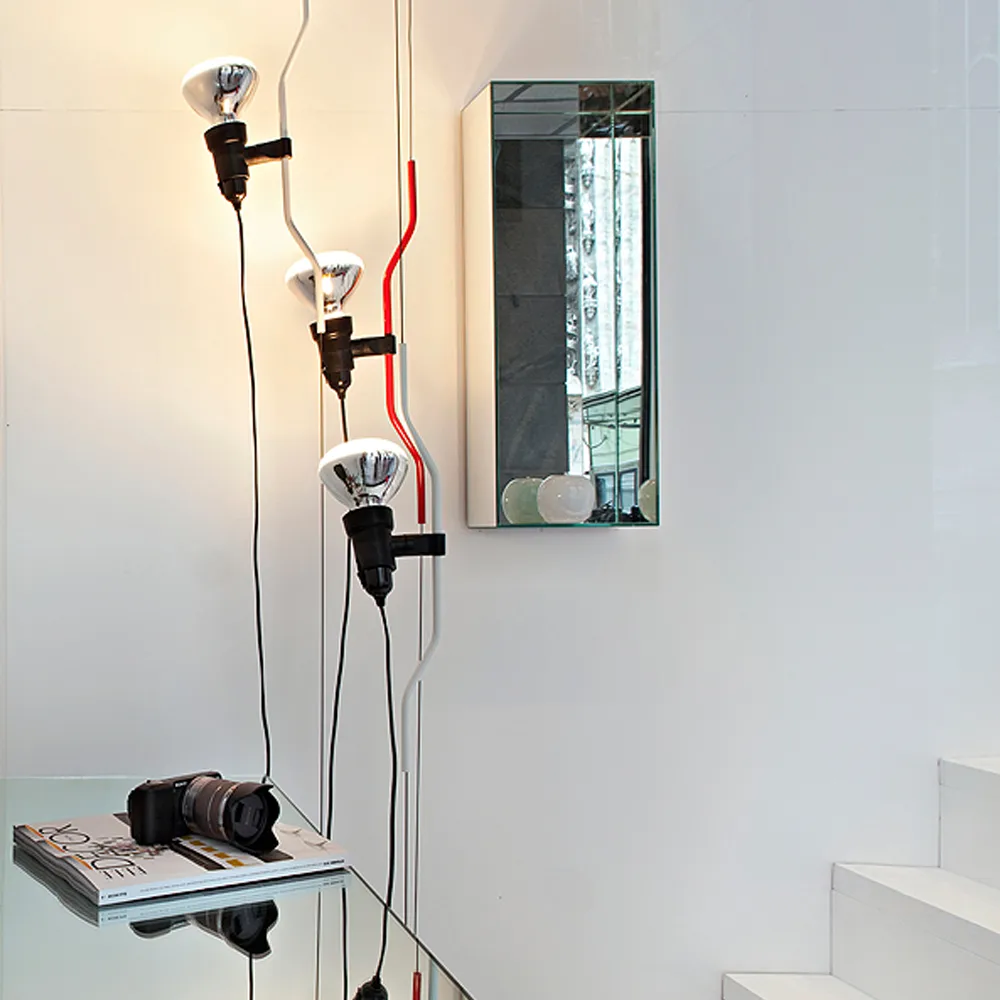 Parentesi lampe sur pied et suspension, Noir Flos