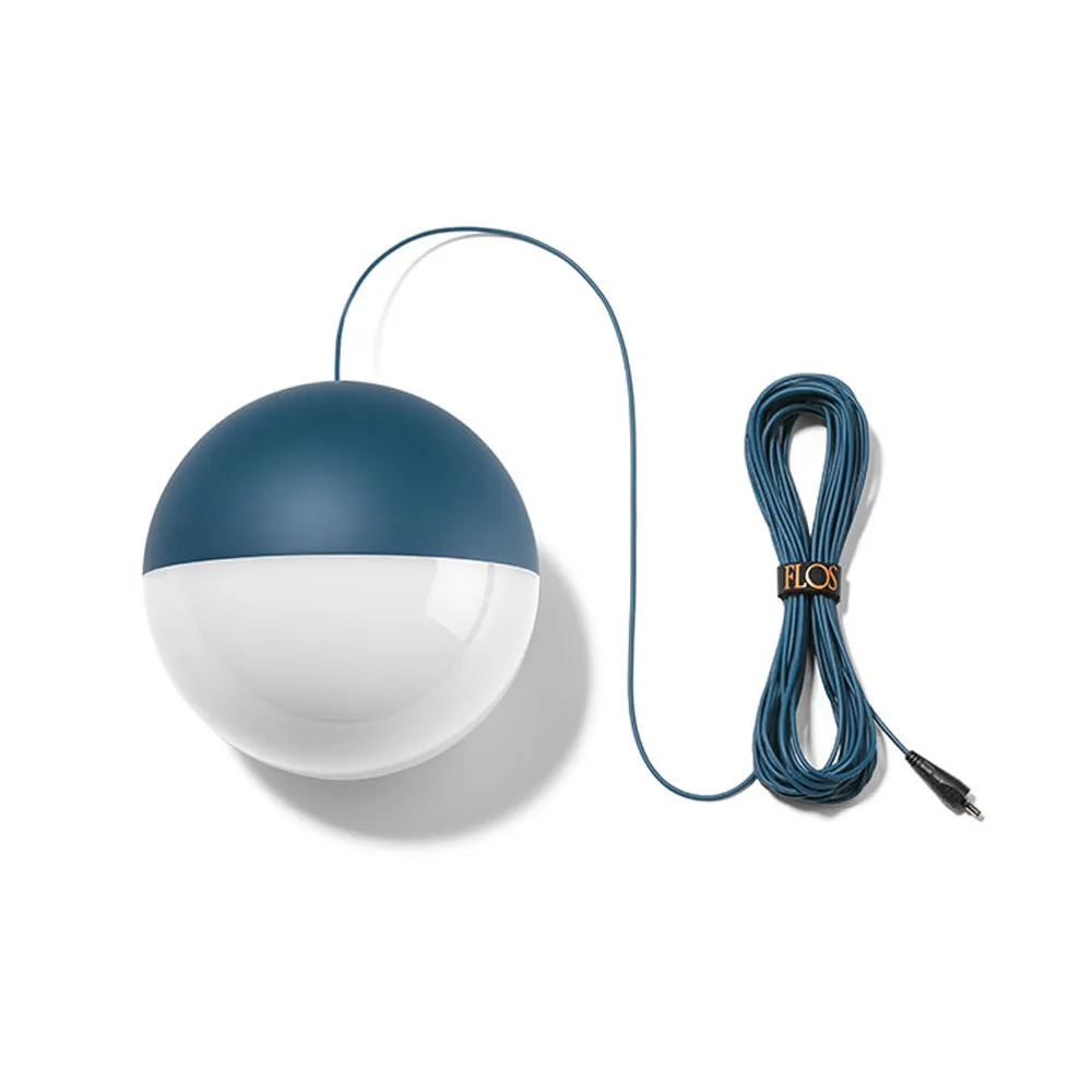 Suspension String Light Sphere, Bleu, câble 22 m Flos