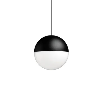 Suspension String Light Sphere - Noir, câble 12 m - Flos