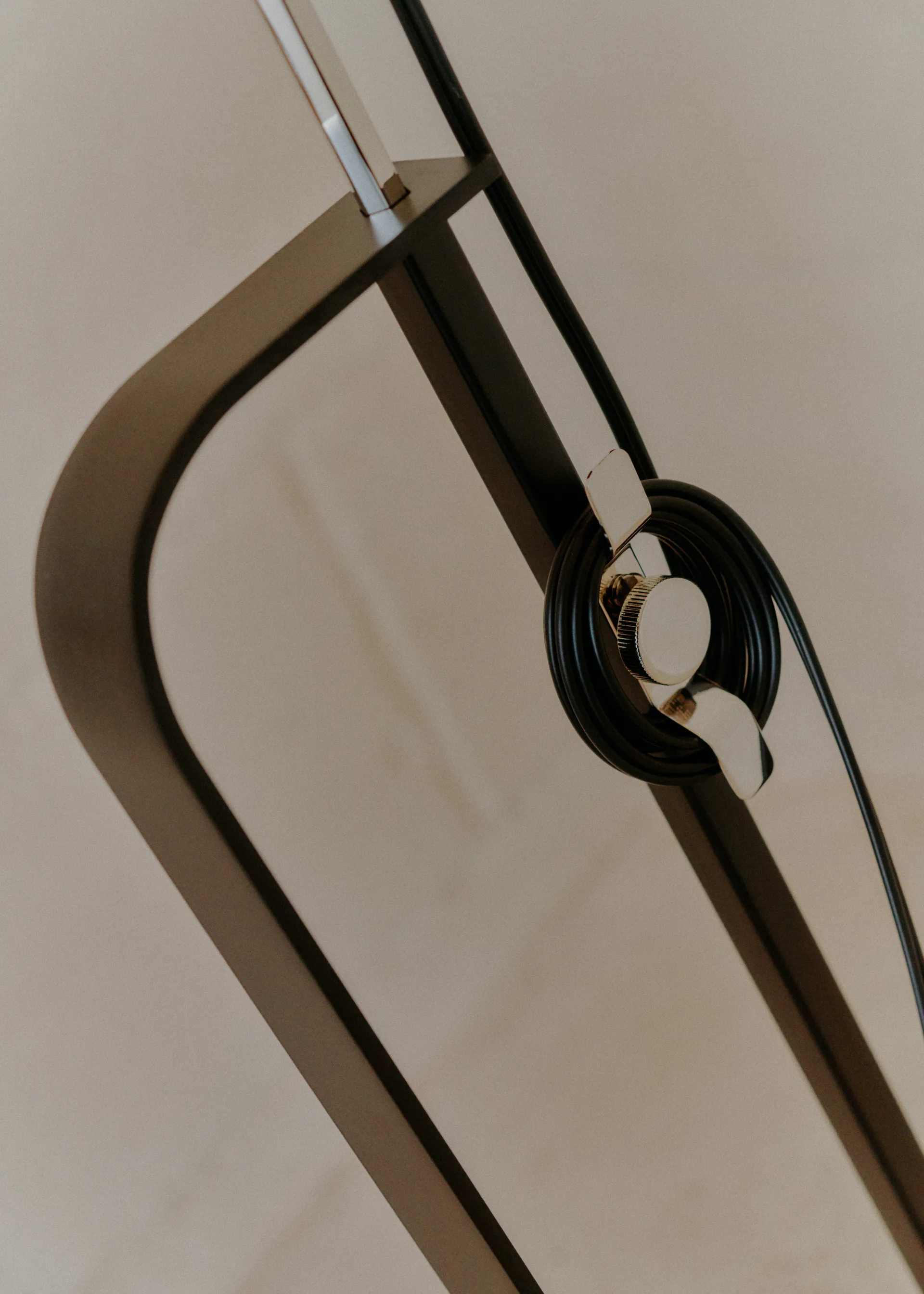 Toio Led lampadaire - noir (EU),  Flos