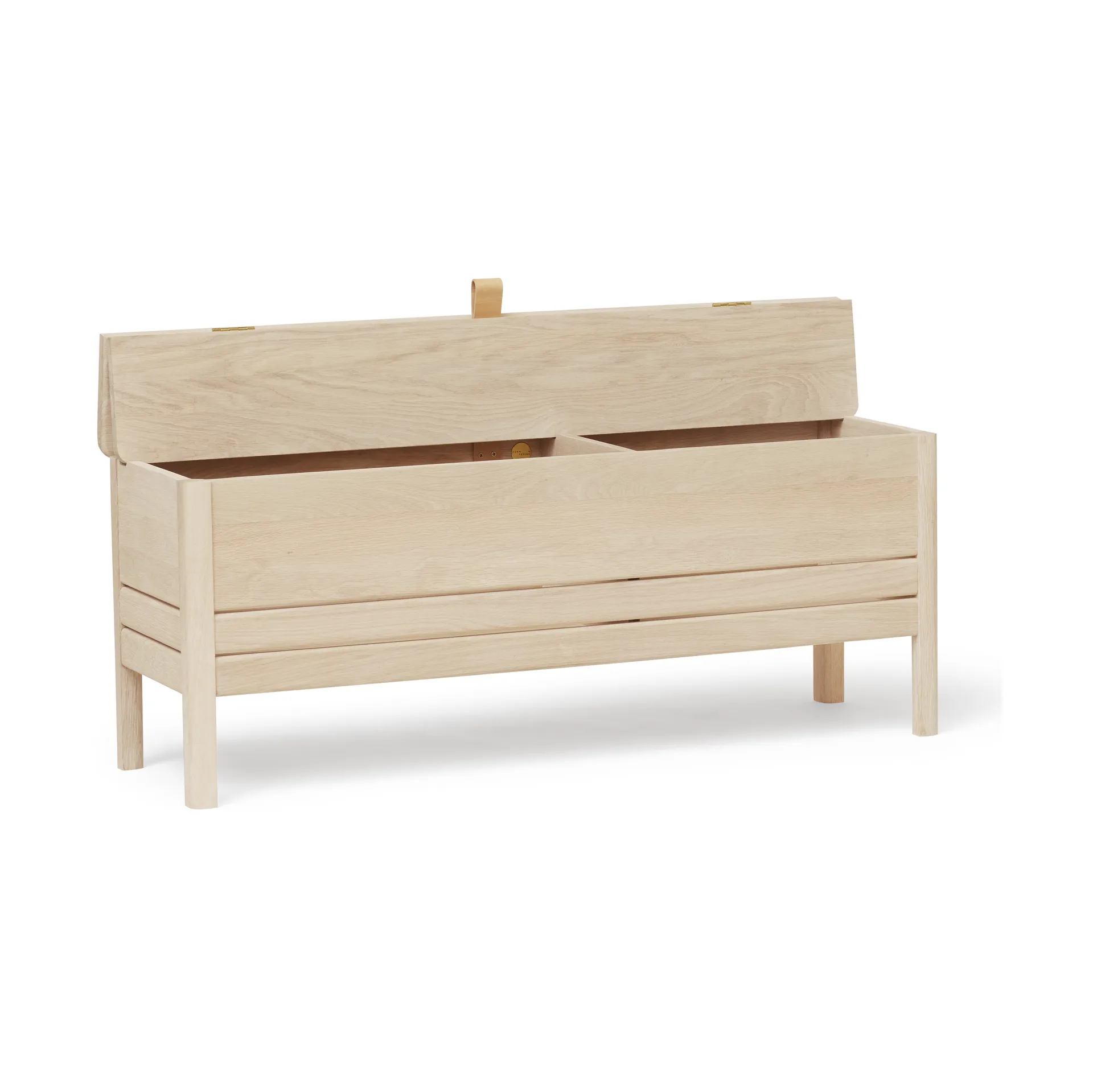 Banc de rangement A Line 111 cm, Chêne blanc Form & Refine