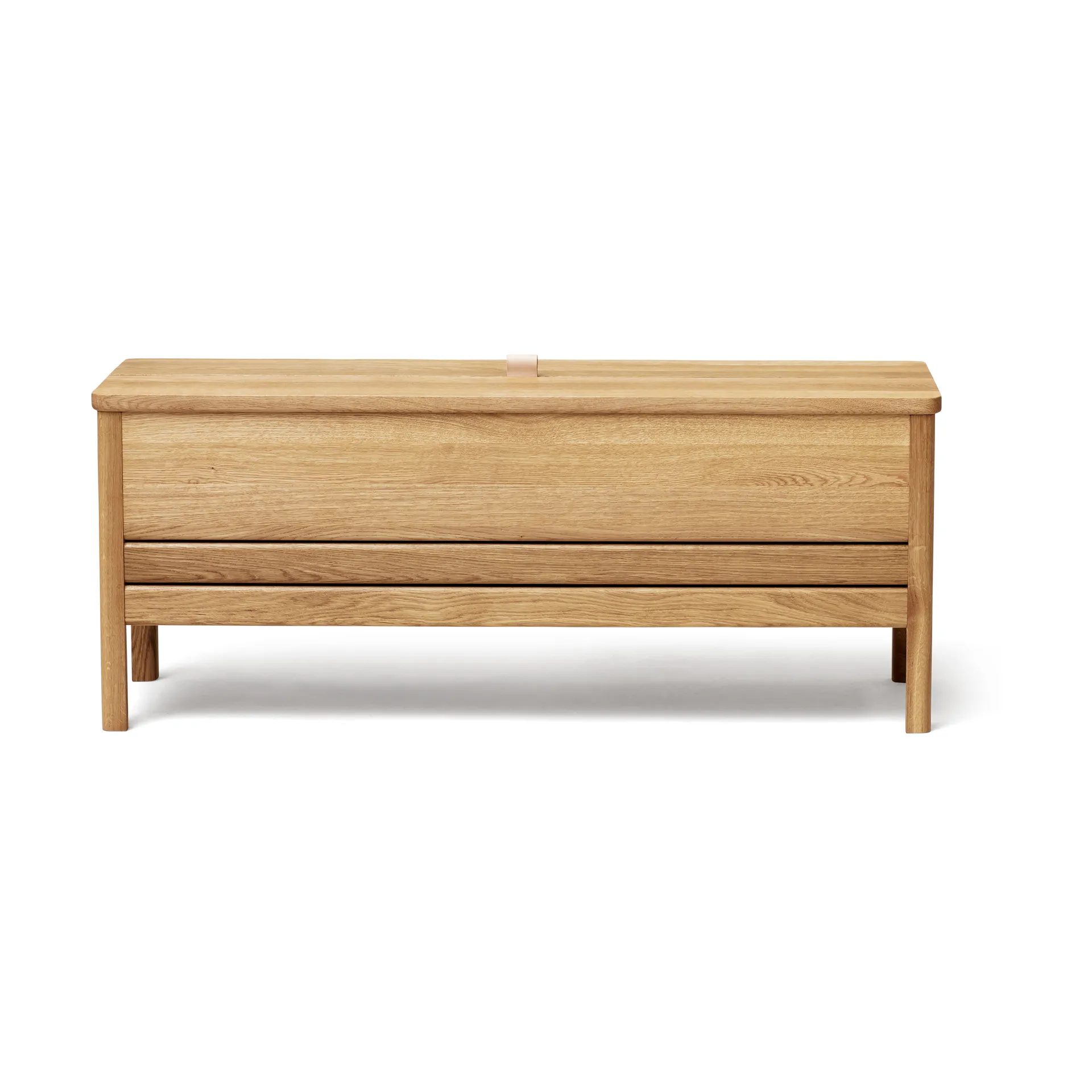 Banc de rangement A Line 111 cm, Chêne Form & Refine