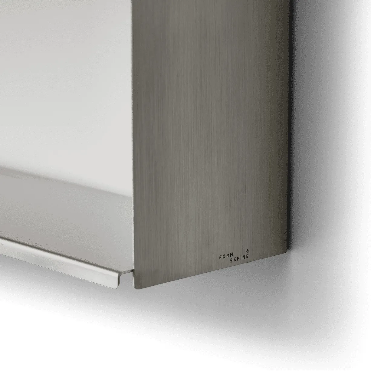 Étagère de rangement Taper 70x25 cm, Acier inoxydable Form & Refine