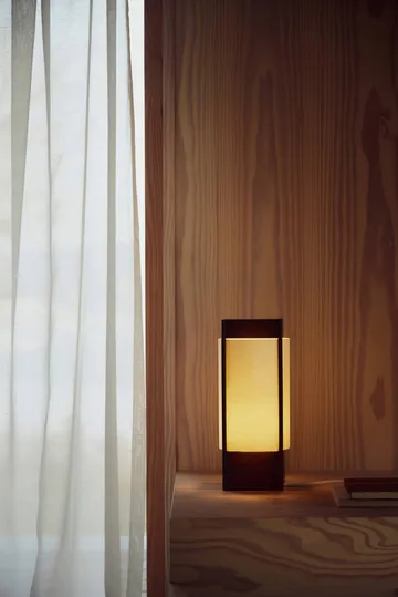 Lampe de table Andon - Frêne brun foncé, 32 cm - Form & Refine