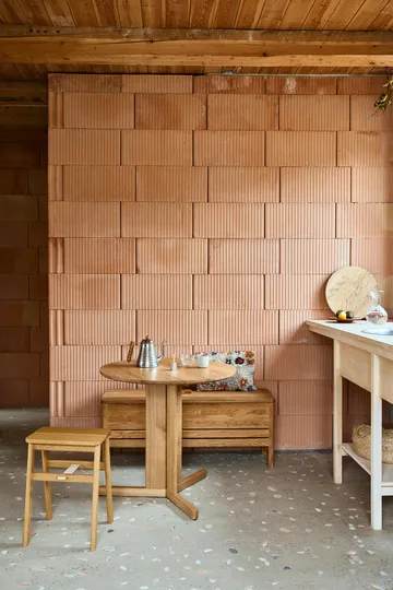 Table à manger Trefoil Ø90 cm - Chêne - Form & Refine