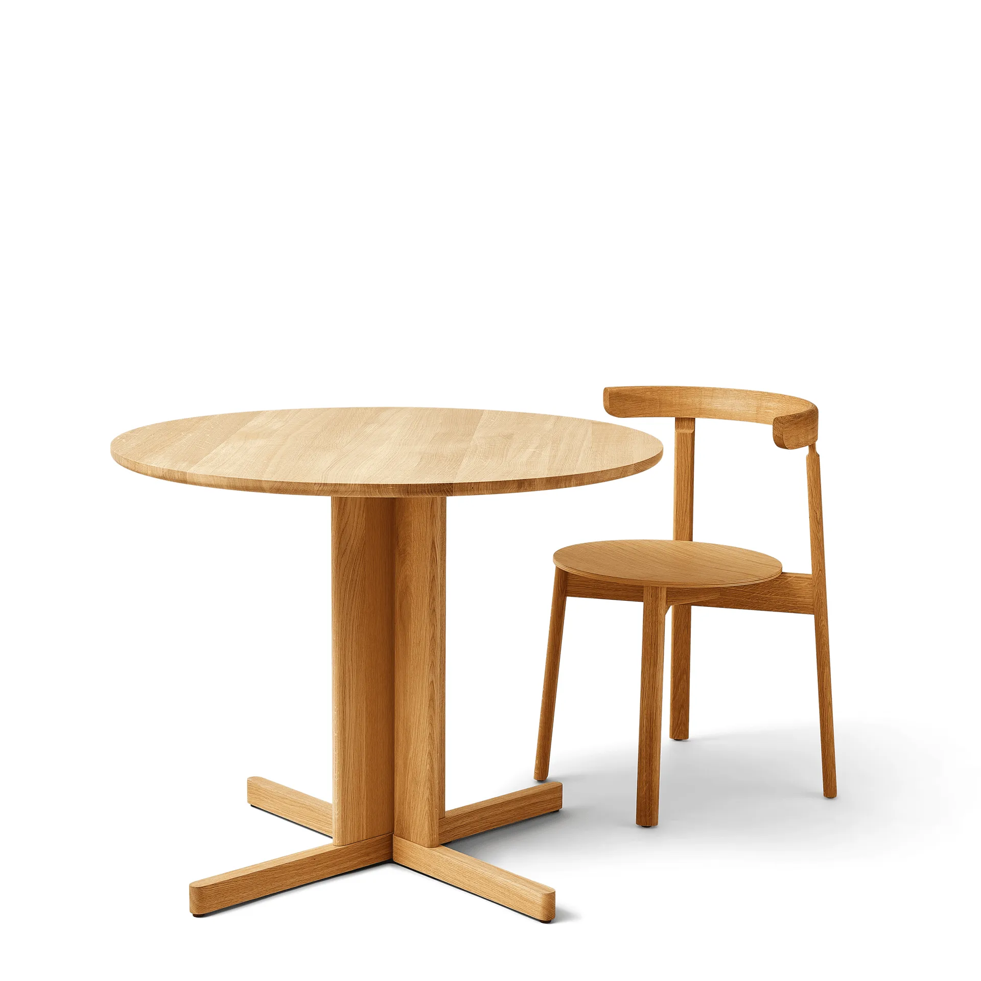 Table à manger Trefoil Ø90 cm, Chêne Form & Refine