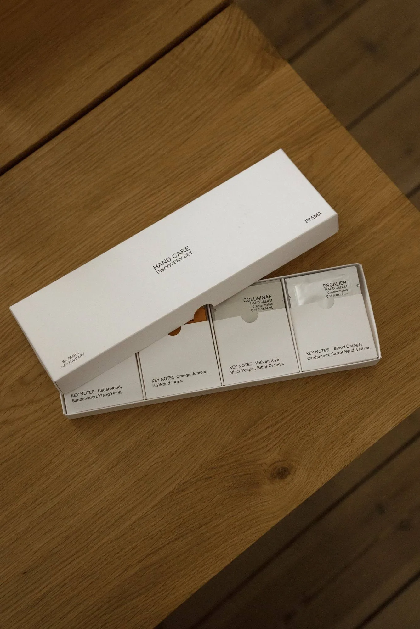 Coffret de soins pour les mains FRAMA, 8x4 ml FRAMA