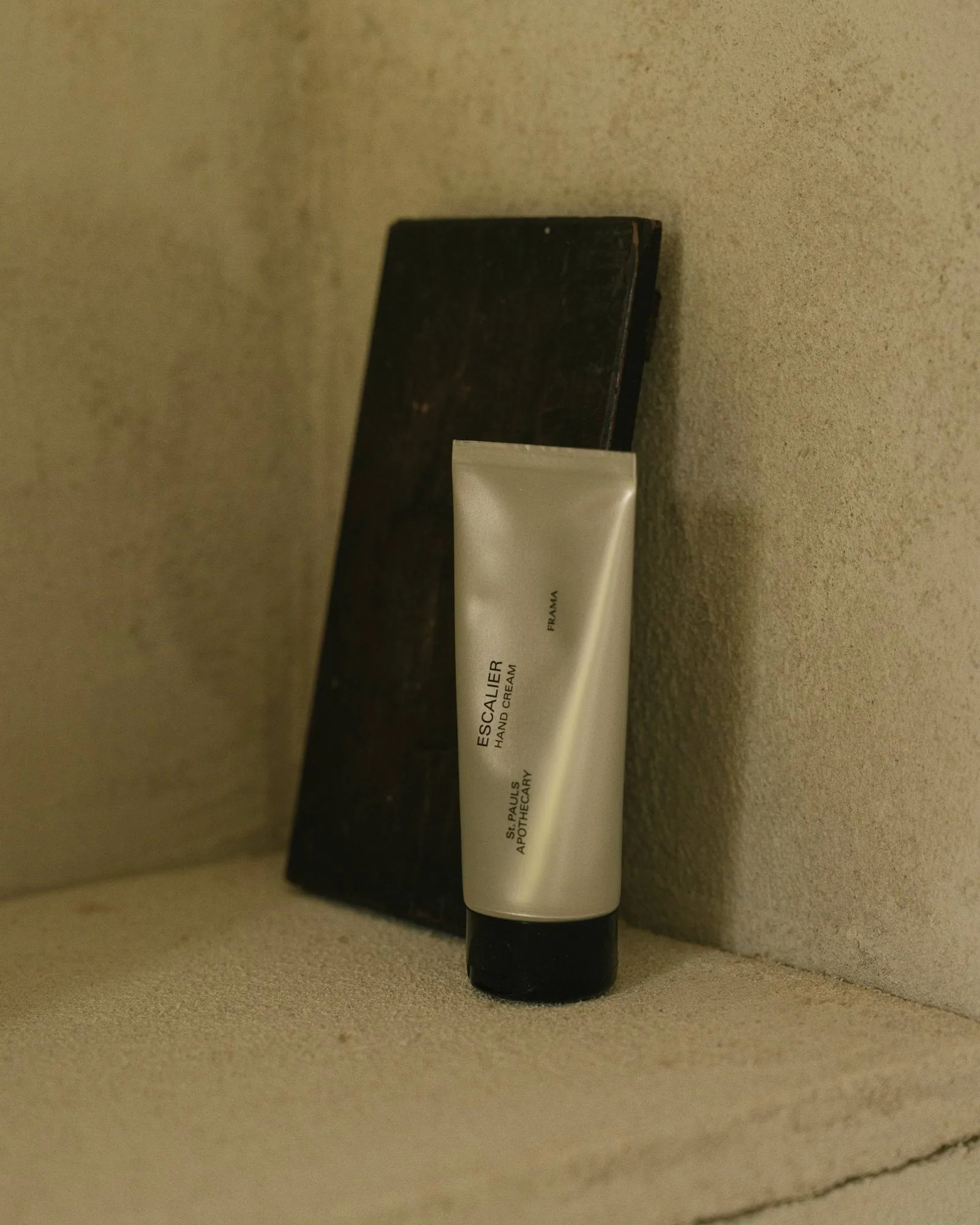 Crème pour les mains FRAMA 60 ml, Escalier FRAMA