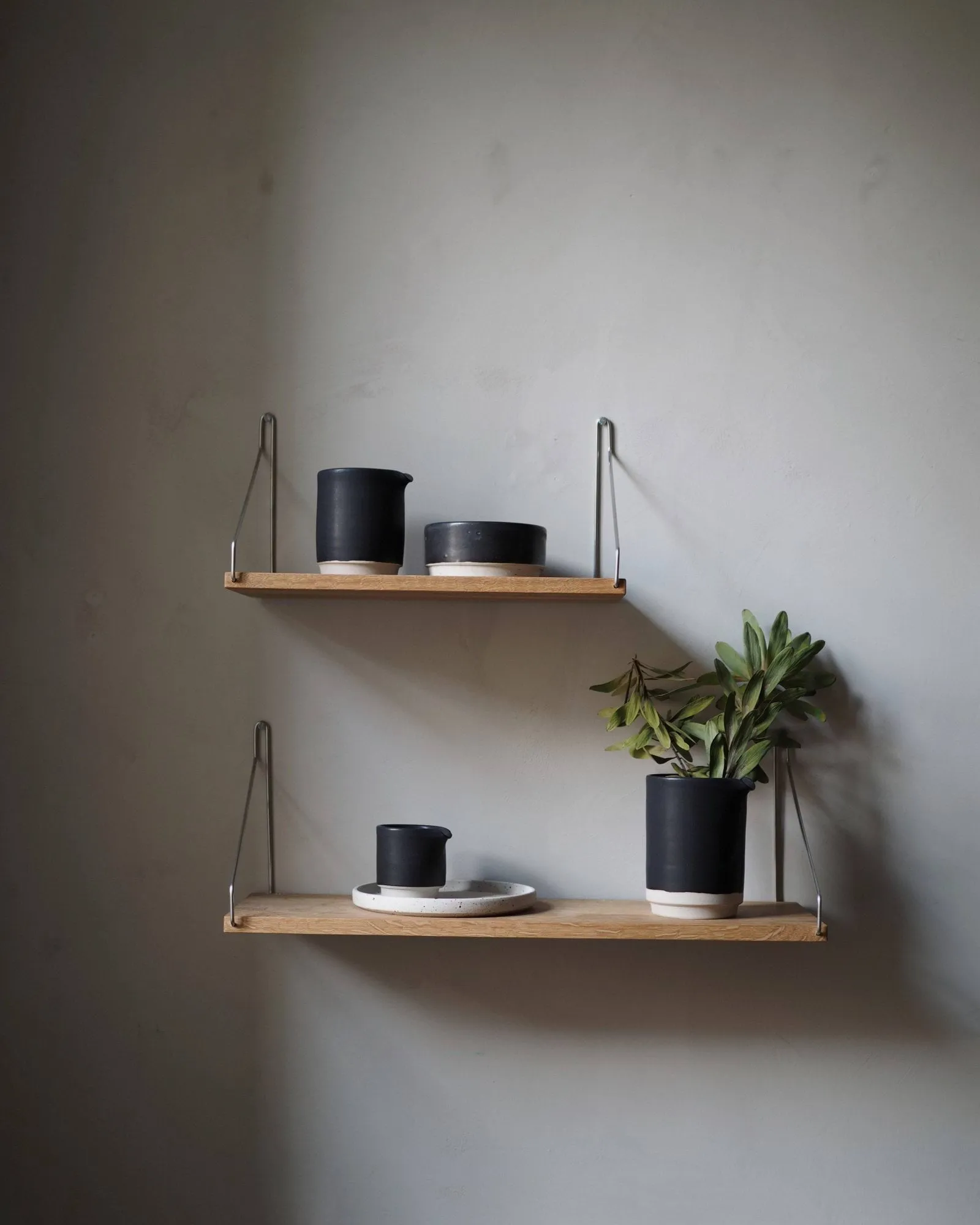 Étagère murale Single Shelf, Chêne-noir, 60x20 cm FRAMA