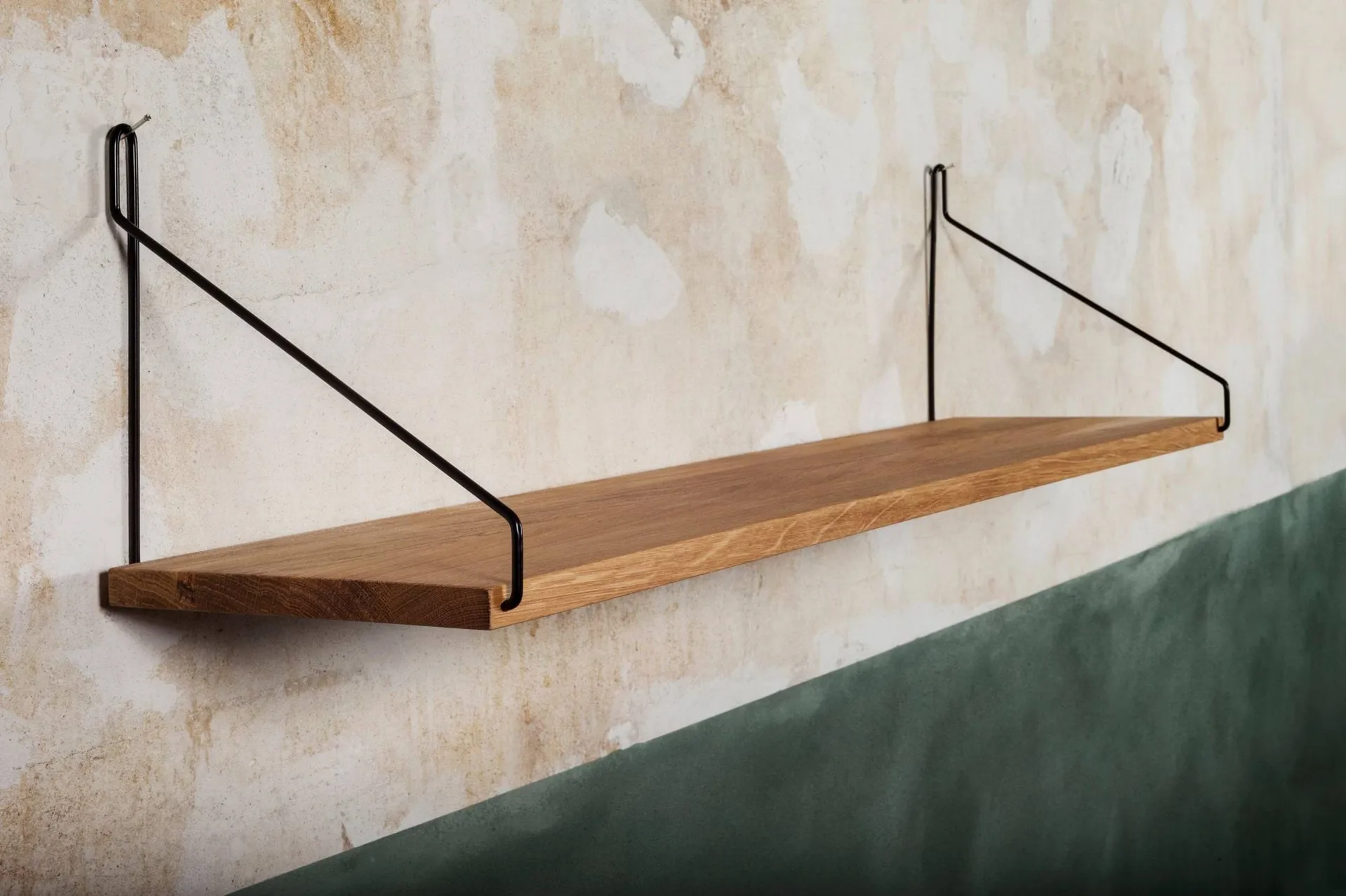 Étagère murale Single Shelf, Chêne-noir, 80x20 cm FRAMA