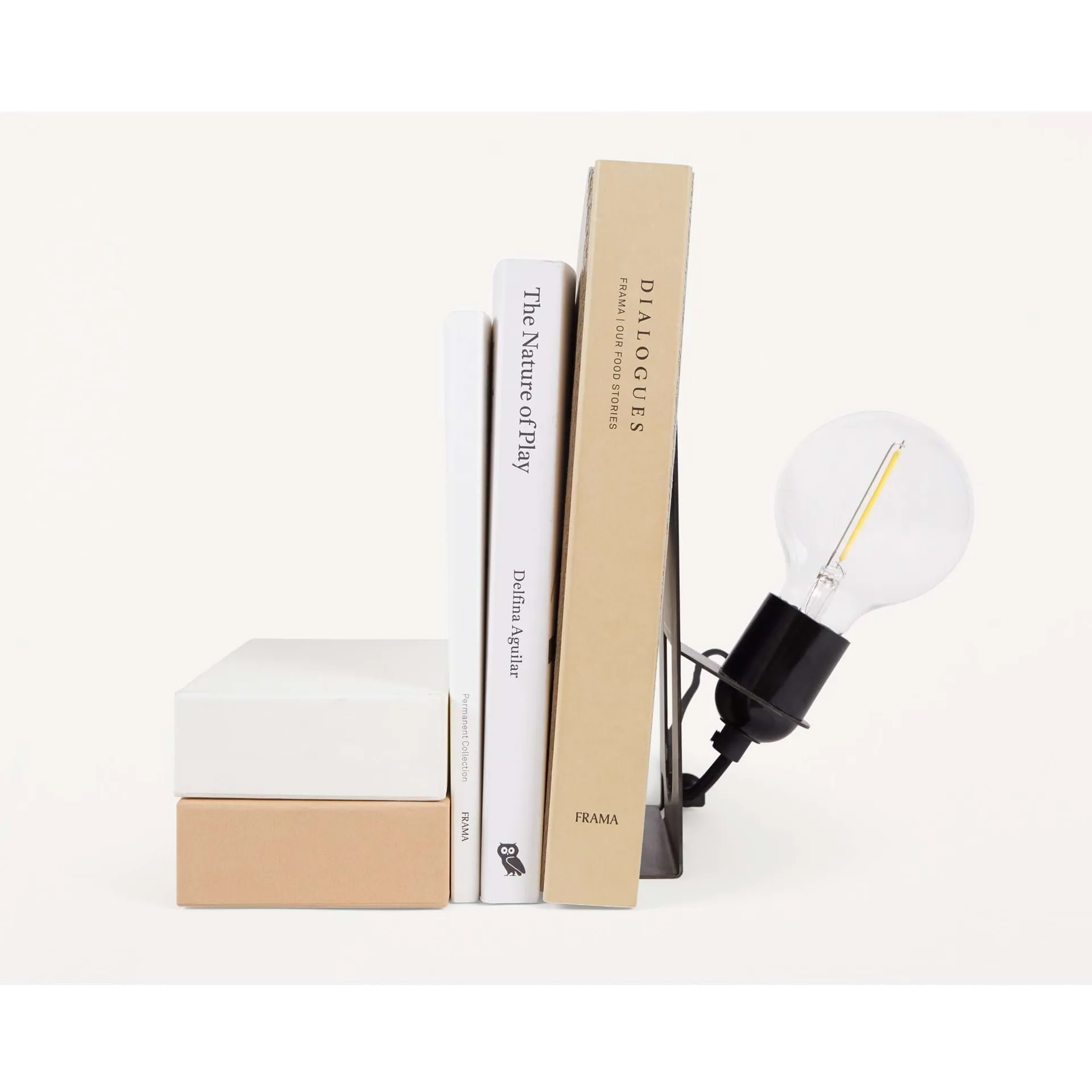 Lampe de table Library Lamp, Noir FRAMA