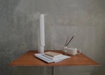 Lampe de table T Lamp - Blanc - FRAMA