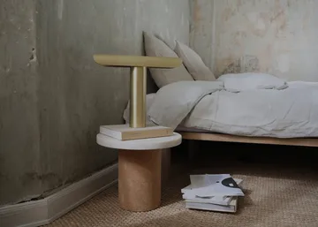 Lampe de table T Lamp - Laiton - FRAMA