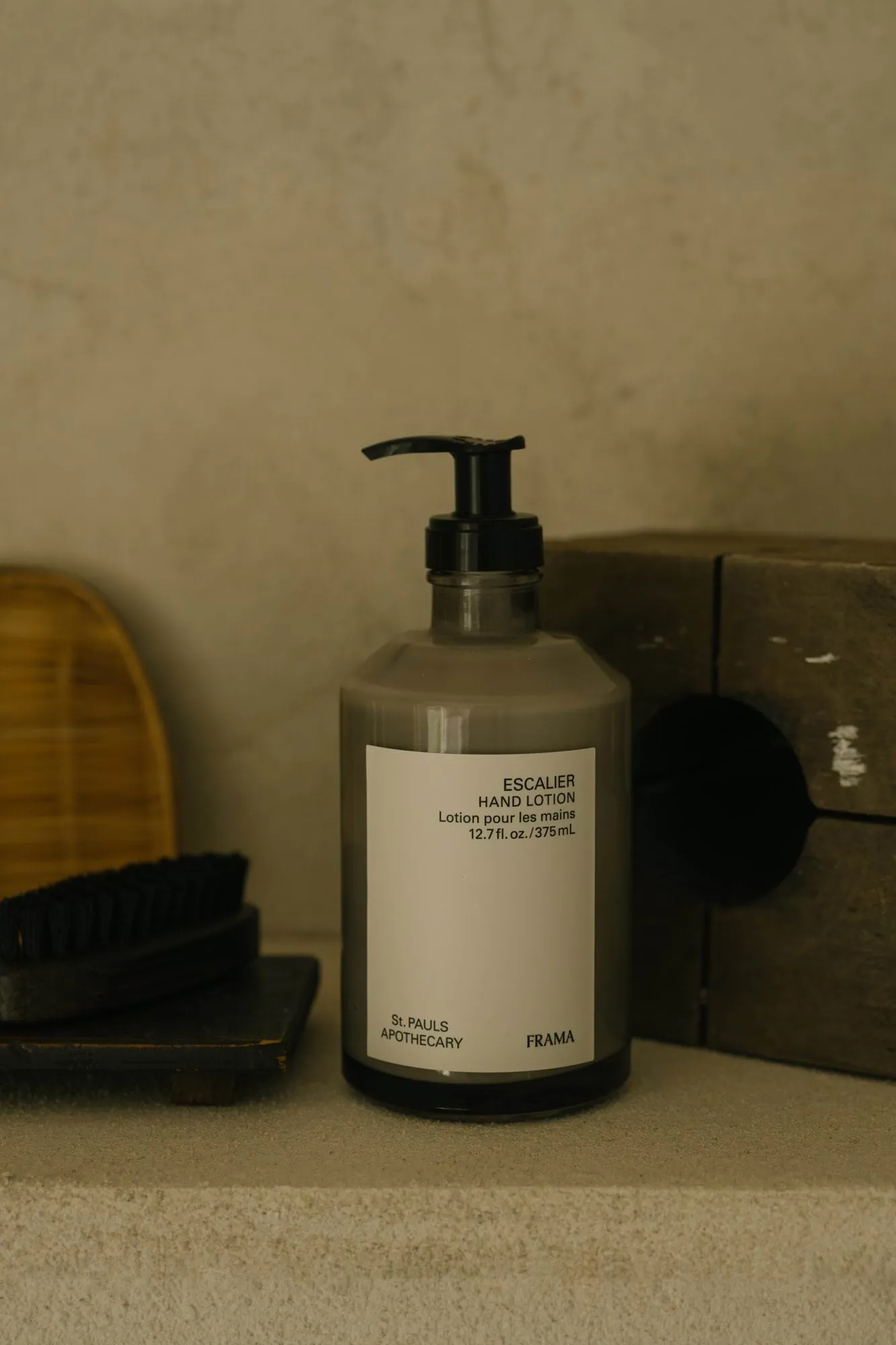 Lotion pour les mains FRAMA 375 ml, Escalier FRAMA