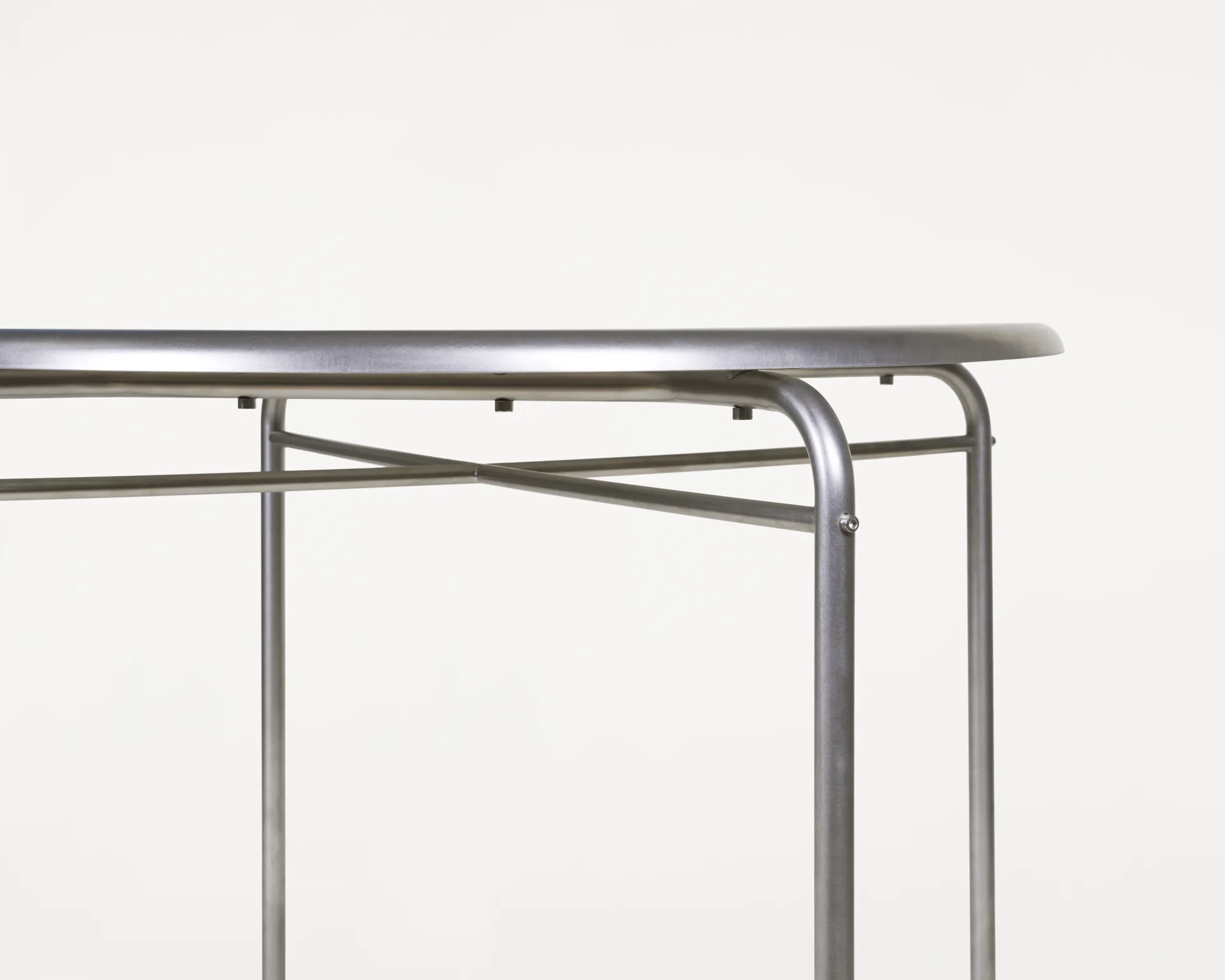 Table Petit Rond, Acier inoxydable, Ø90x73 cm FRAMA