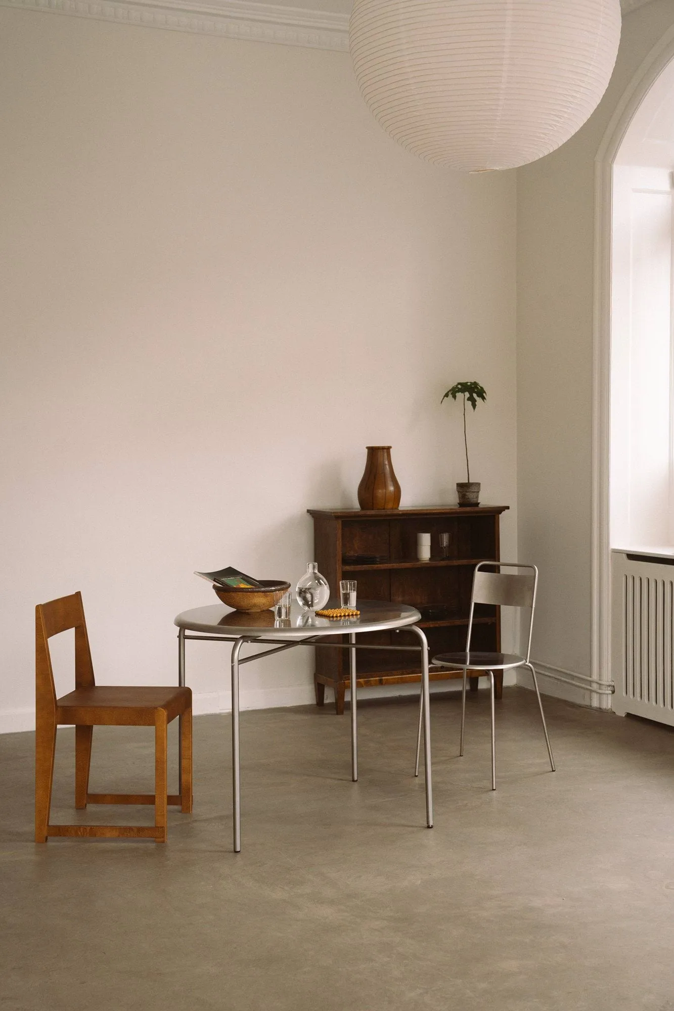 Table Petit Rond, Acier inoxydable, Ø90x73 cm FRAMA