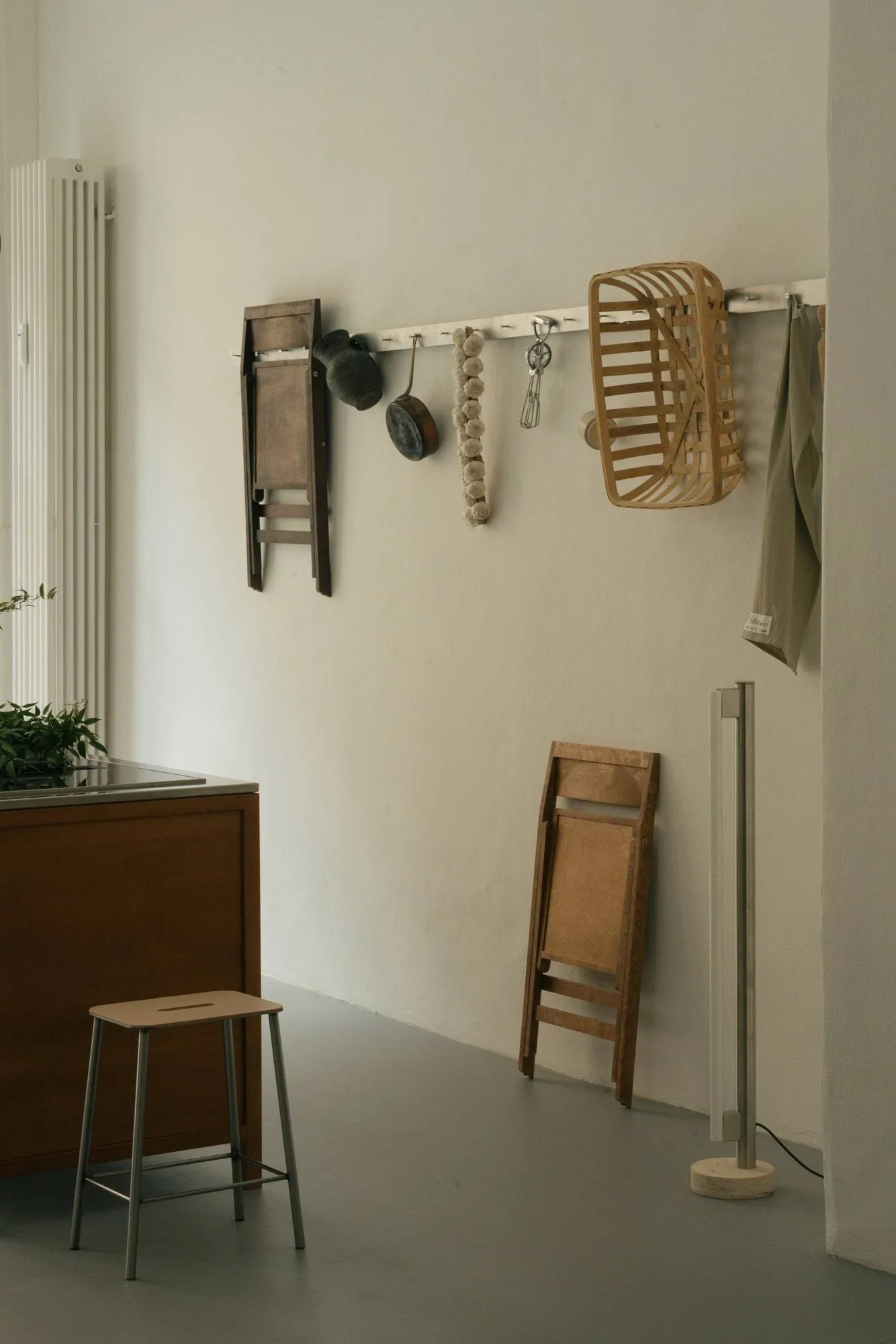 Tabouret Adam, Raw steel-natural leather, H:65 cm FRAMA
