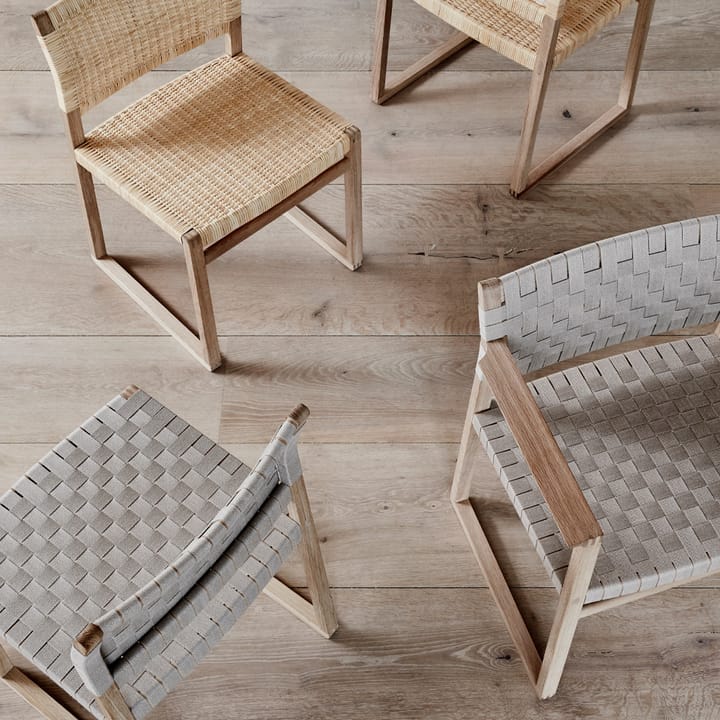 Chaise BM61, Rotin-pieds laqués Fredericia Furniture