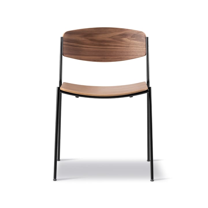 Chaise Lynderup 3080 - Noyer verni-pieds acier noir - Fredericia Furniture