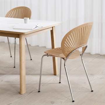 Chaise Trinidad 3398 - Chêne verni clair, pieds noirs - Fredericia Furniture