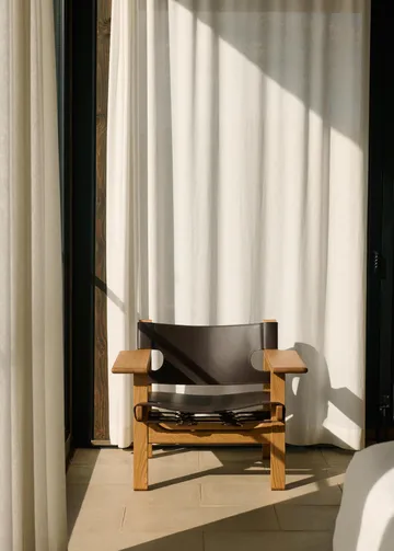 Fauteuil Den spanske stol - Cuir brun foncé-chêne huilé - Fredericia Furniture