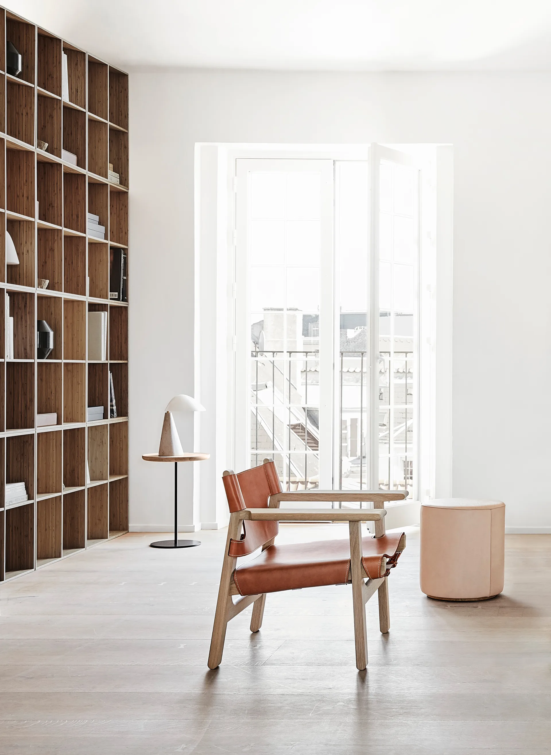 Fauteuil Den spanske stol, Cuir cognac-chêne clair huilé Fredericia Furniture