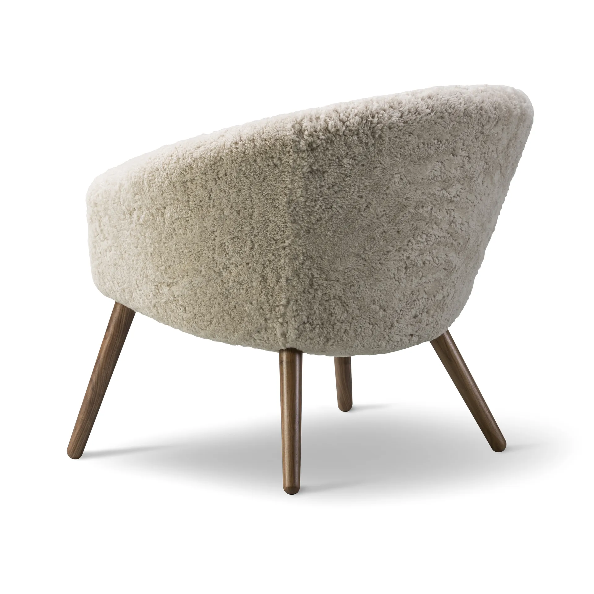 Fauteuil lounge Ditzel peau de mouton, Moonlight-noyer Fredericia Furniture