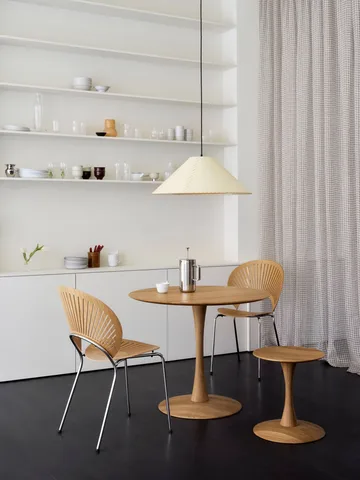 ND106 Trisse table à manger - Chêne huilé, Ø90x73 cm - Fredericia Furniture