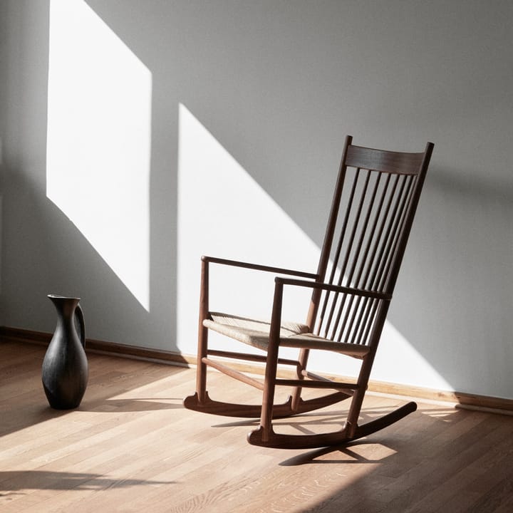 Rocking-chair J16, Noir-chêne noirci Fredericia Furniture