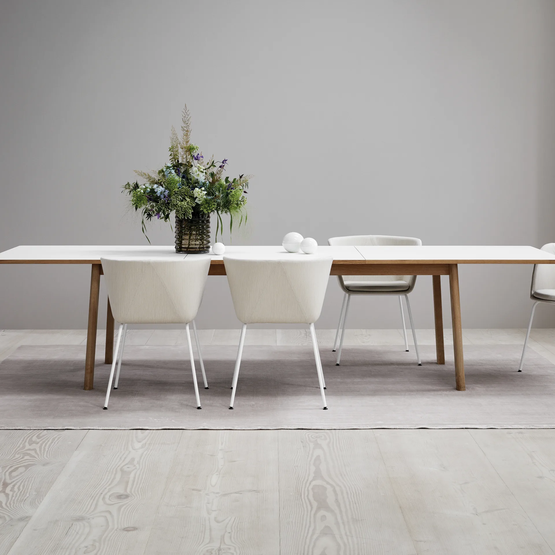 Table Ana 220-320x95 cm, Nanolaminé blanc-chêne savonné Fredericia Furniture