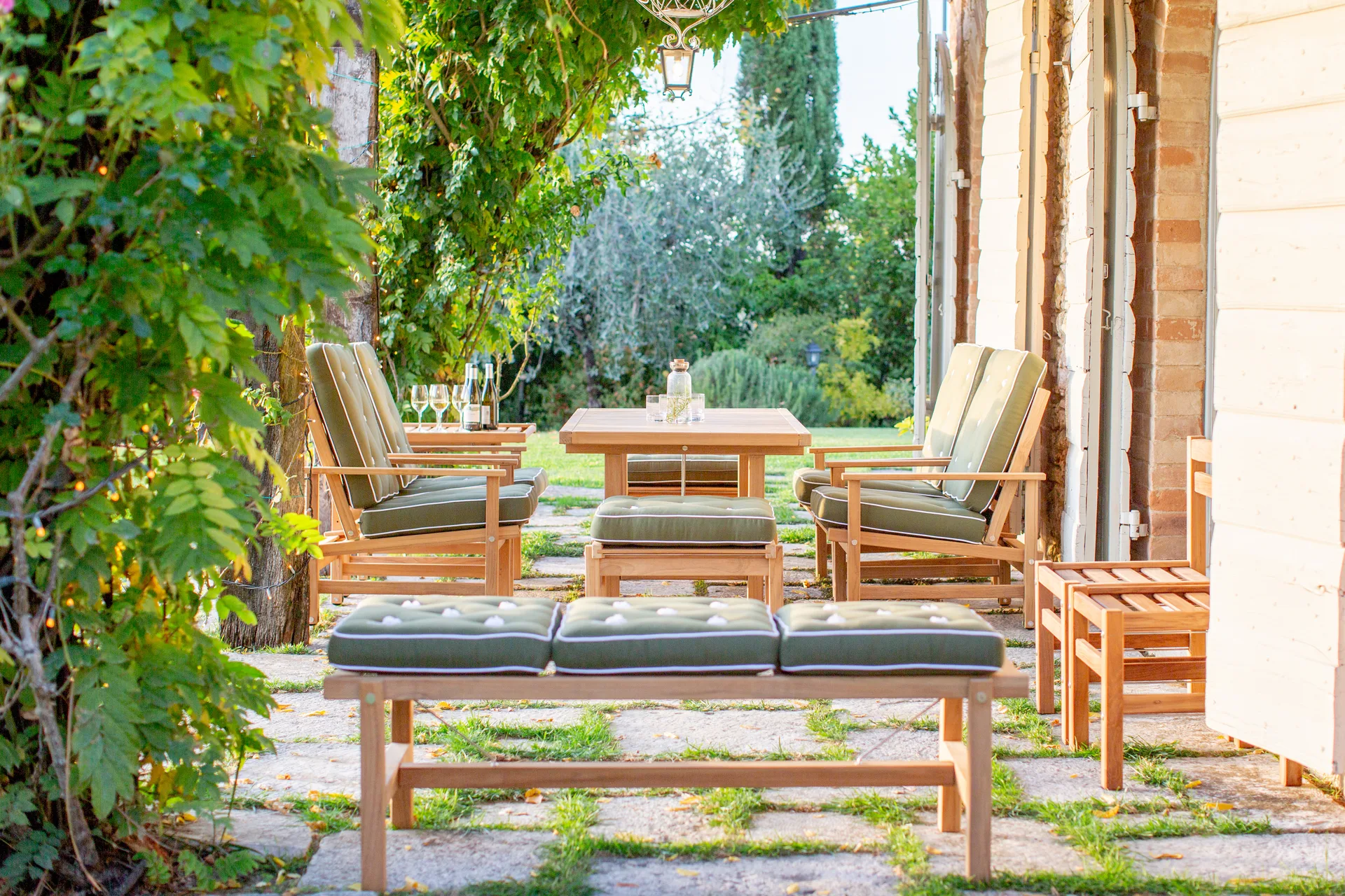 Banc 45, Teck, 135 cm Fri Form