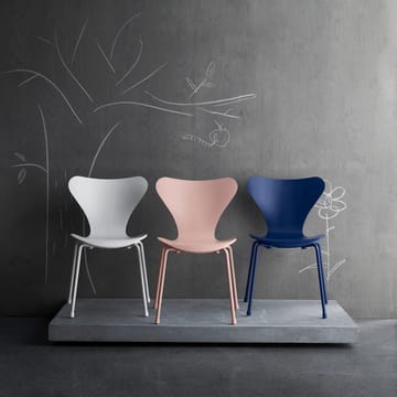 3177 Chaise d'enfant Sjuan - Rose - Fritz Hansen