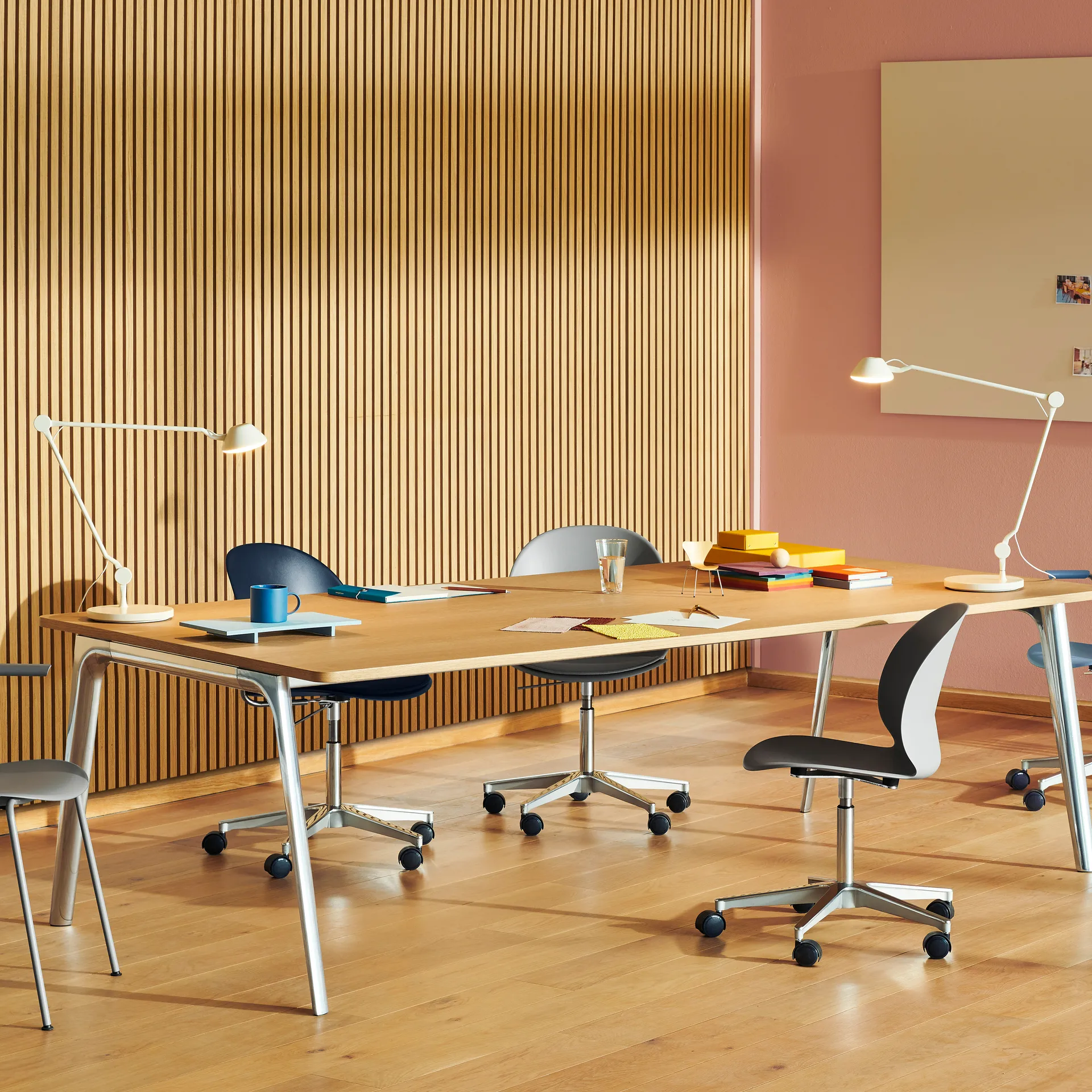 Lampe de table AQ01, Blanc Fritz Hansen