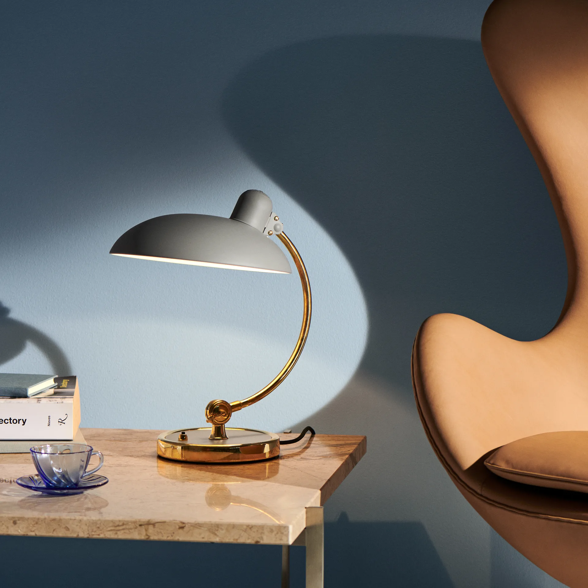 Lampe de table Kaiser Idell 6631-T Luxus, Easy grey Fritz Hansen