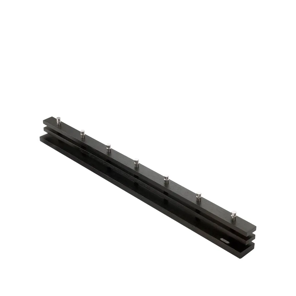 Porte-manteau Cutter, Chêne, teinté noir, 7 pcs boutons Fritz Hansen