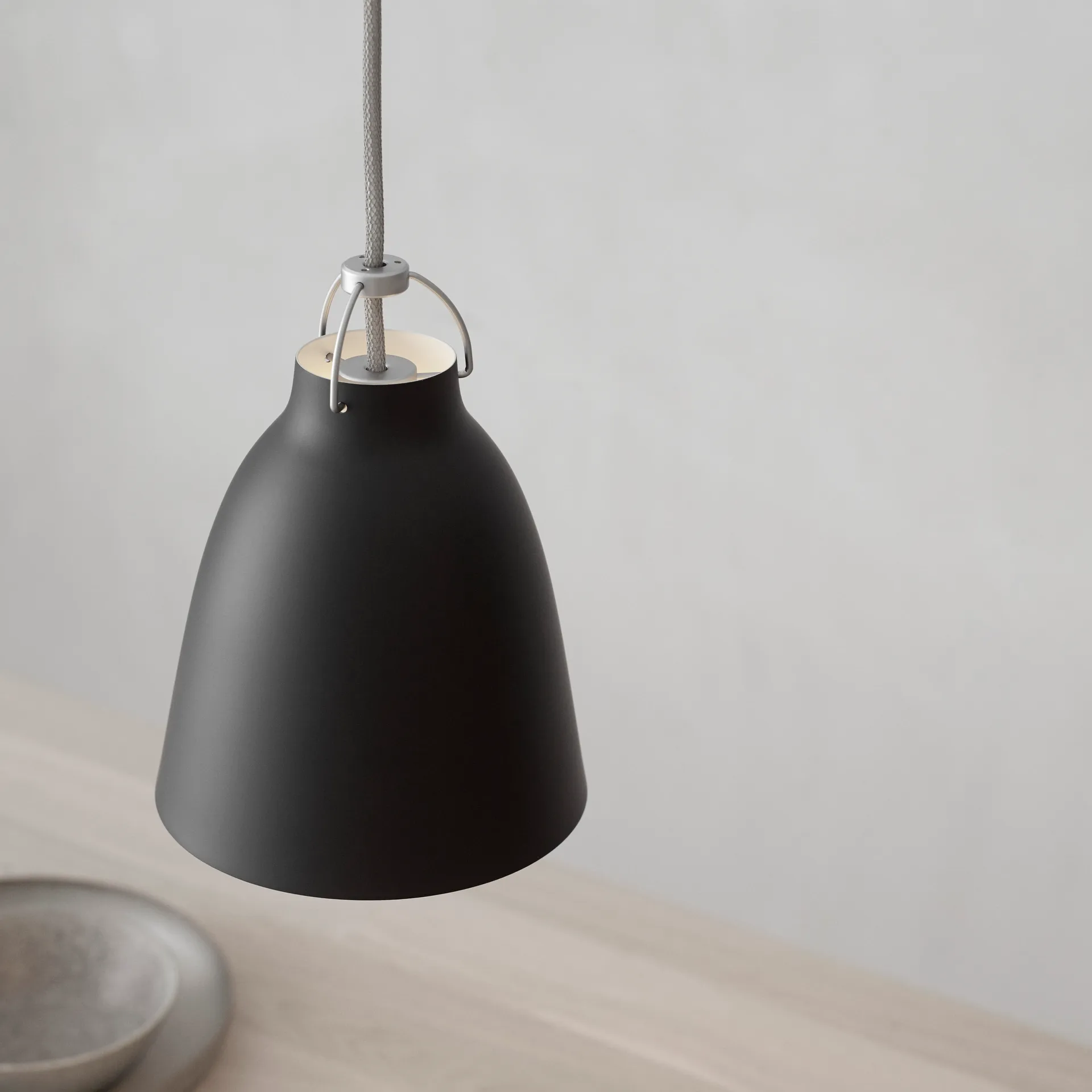 Suspension lumineuse Caravaggio P1 mat, Noir Fritz Hansen