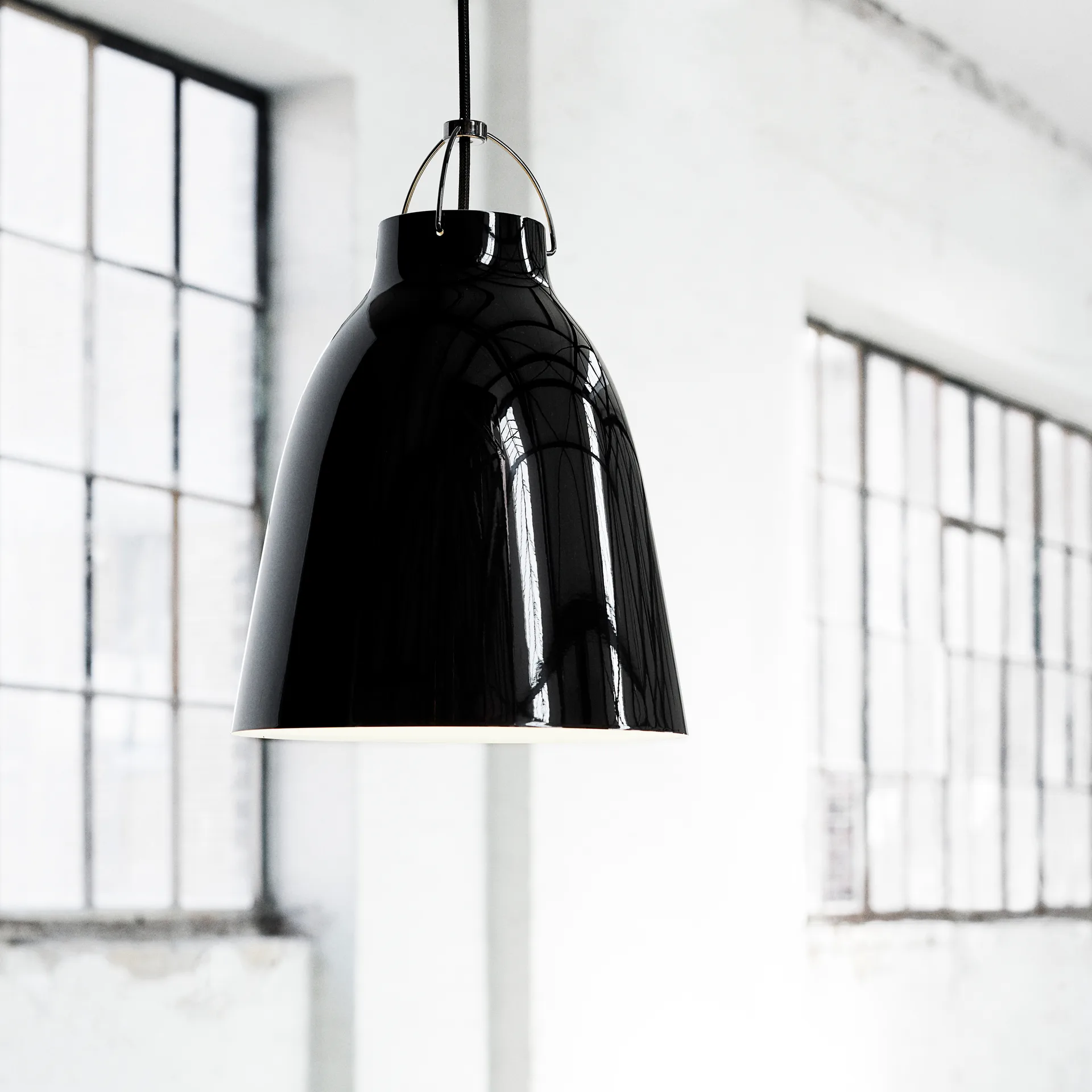 Suspension lumineuse Caravaggio P3, Noir-noir Fritz Hansen