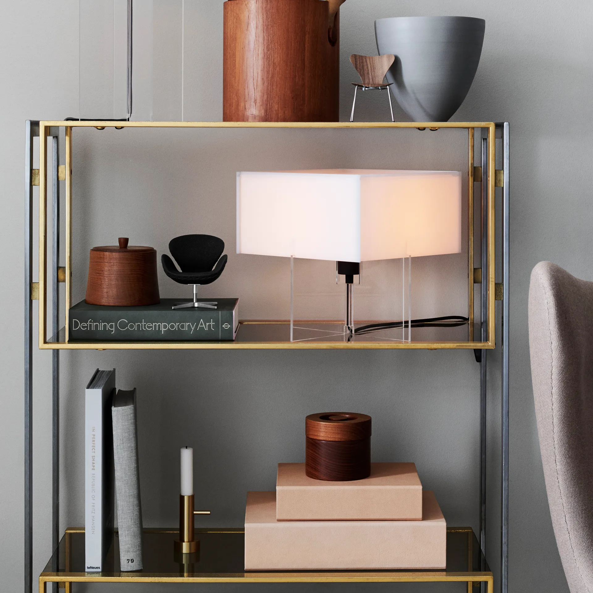 Svanen miniature, Noir Fritz Hansen
