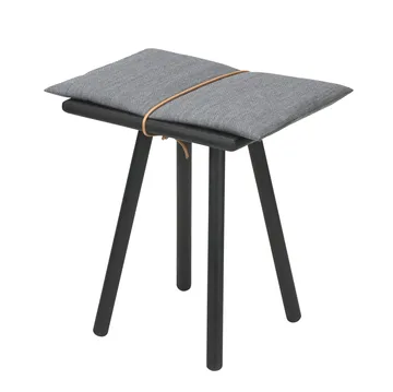 Tabouret Georg - chêne laqué noir - Fritz Hansen