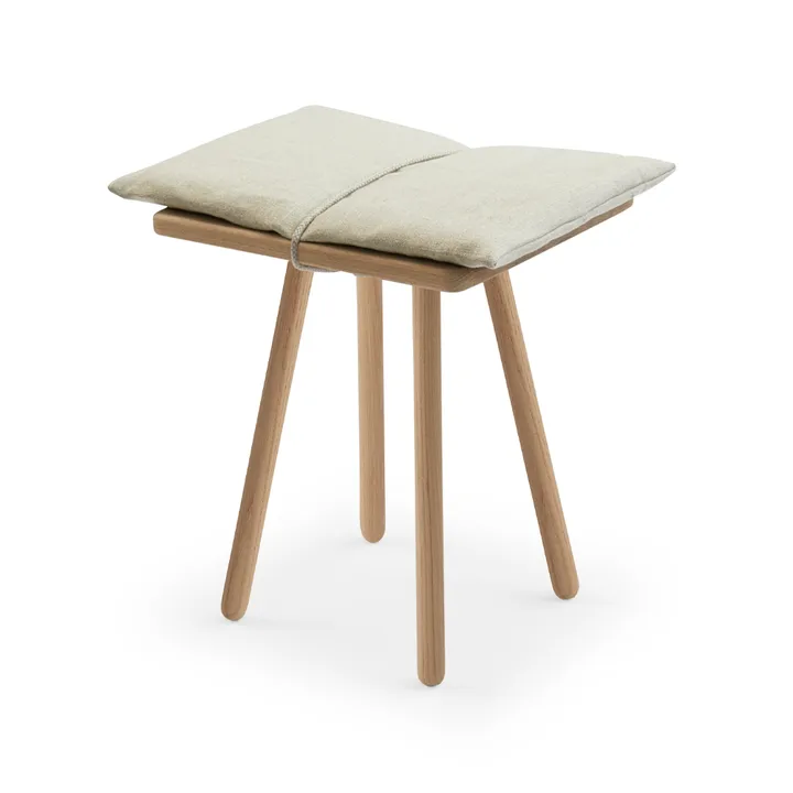 Tabouret Georg - Lin, chêne non traité, incl. coussin en lin - Fritz Hansen
