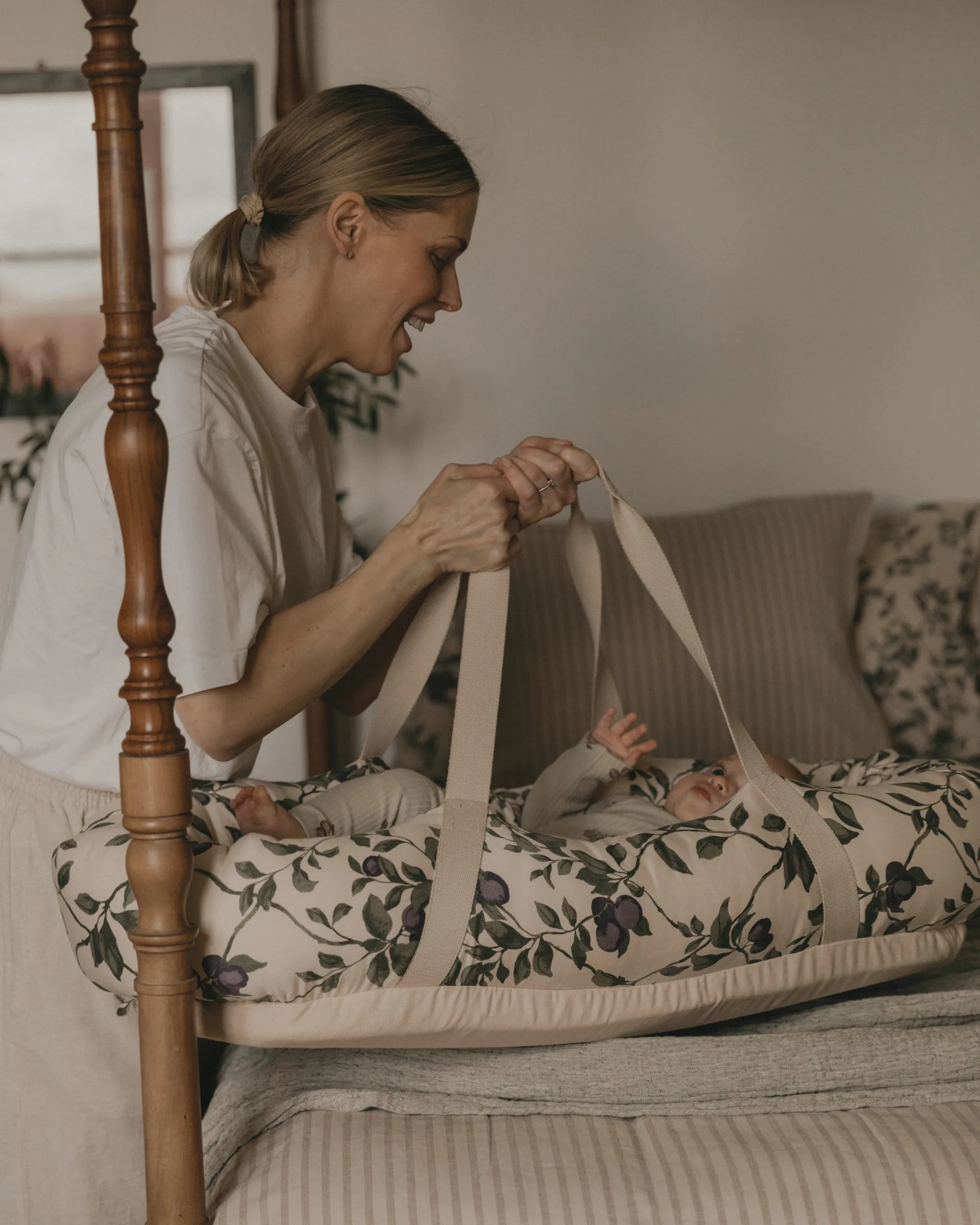 Nid pour bébé Plum matelassé en satin, 43x87x16cm Garbo&Friends