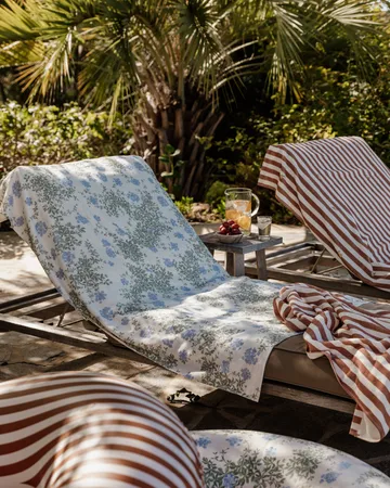 Serviette de bain Plumbago Terry - 70x140 cm - Garbo&Friends