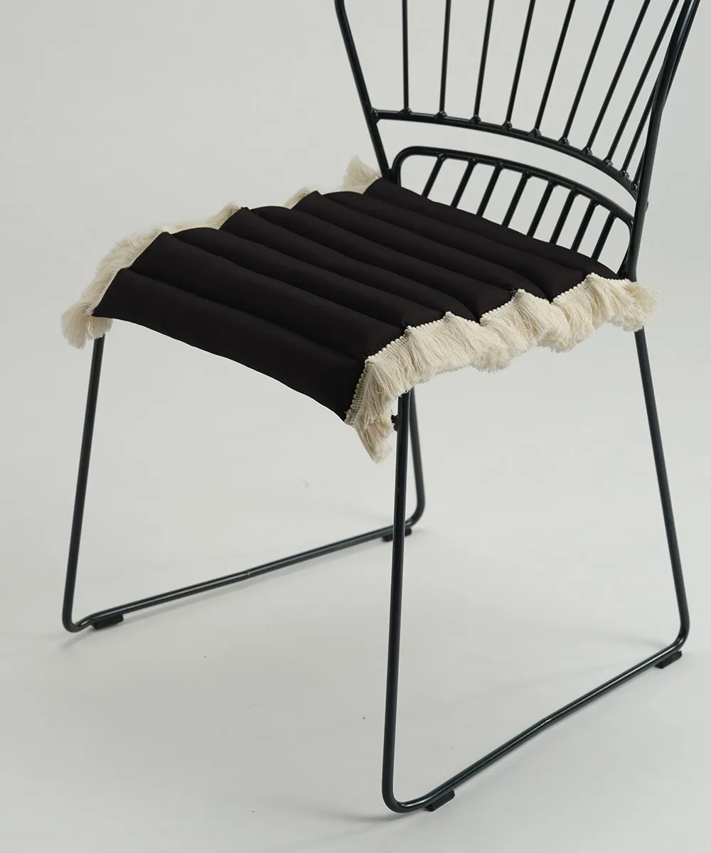 Coussin de siège Garden Glory à franges, Noir, frange offwhite, 38x40 cm Garden Glory
